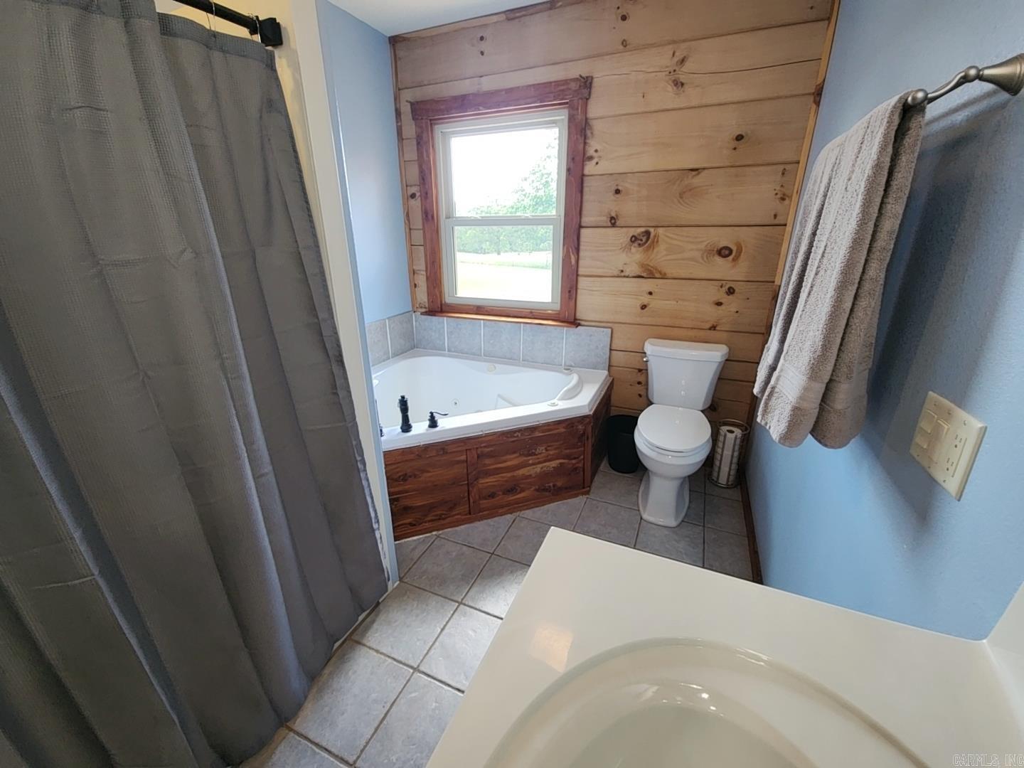 375  Greasy Creek Road  Salem, AR