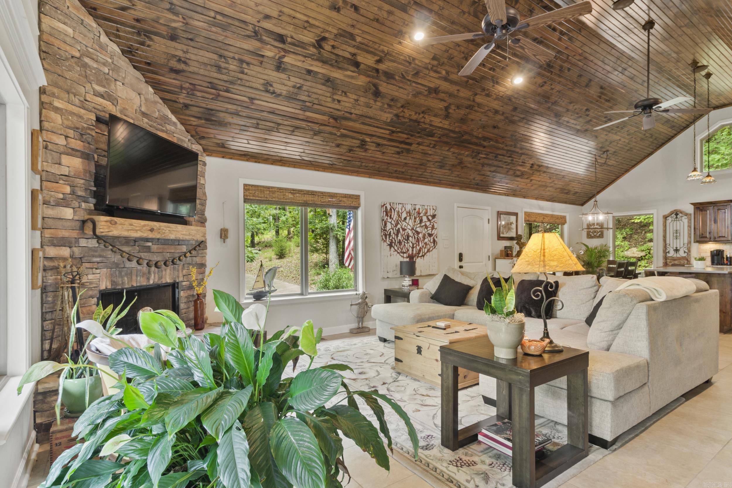 175 Calm Water Cove Prim, AR 72130