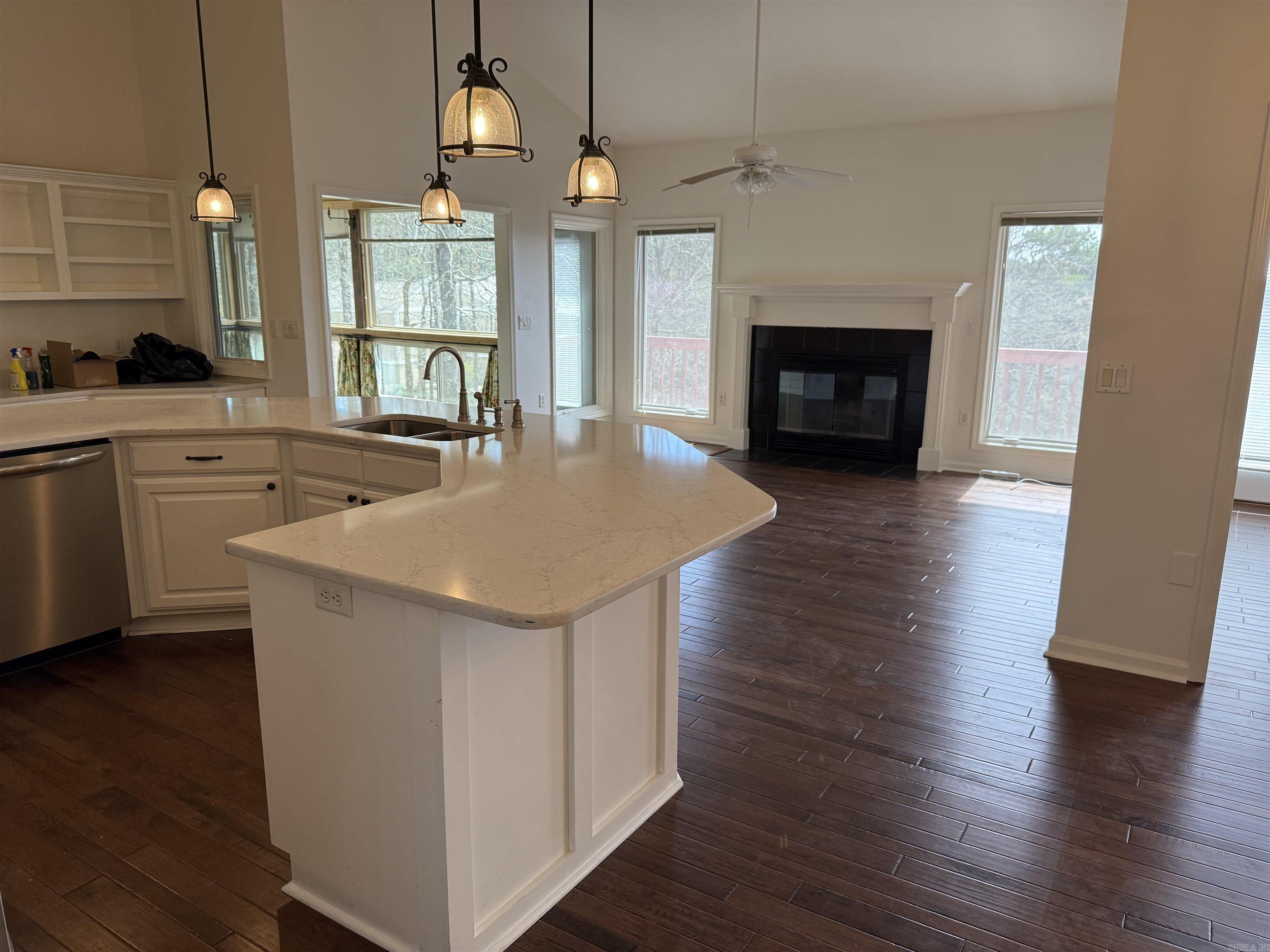 103  Tanglewood Circle  Fairfield Bay, AR