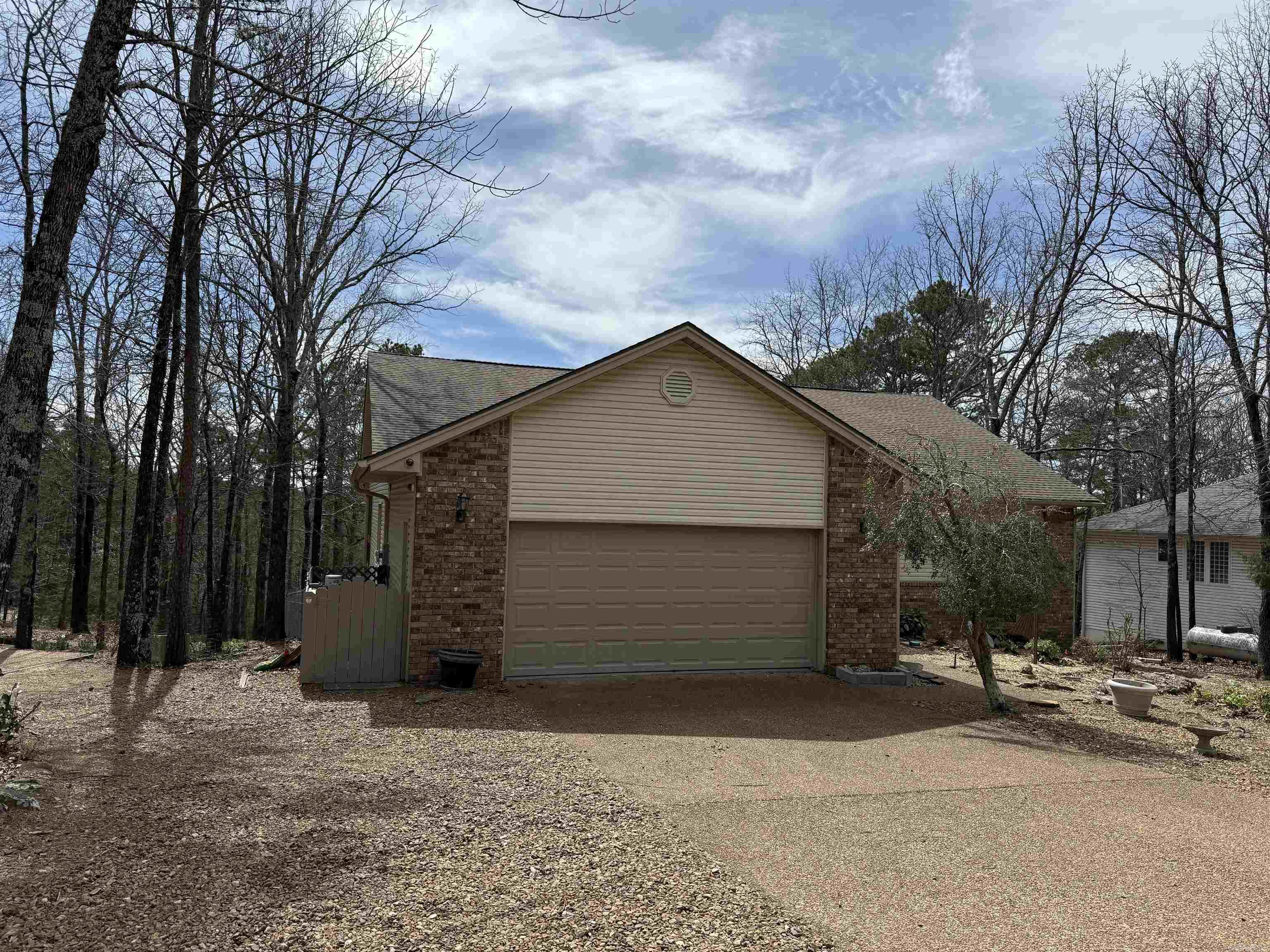 103  Tanglewood Circle  Fairfield Bay, AR