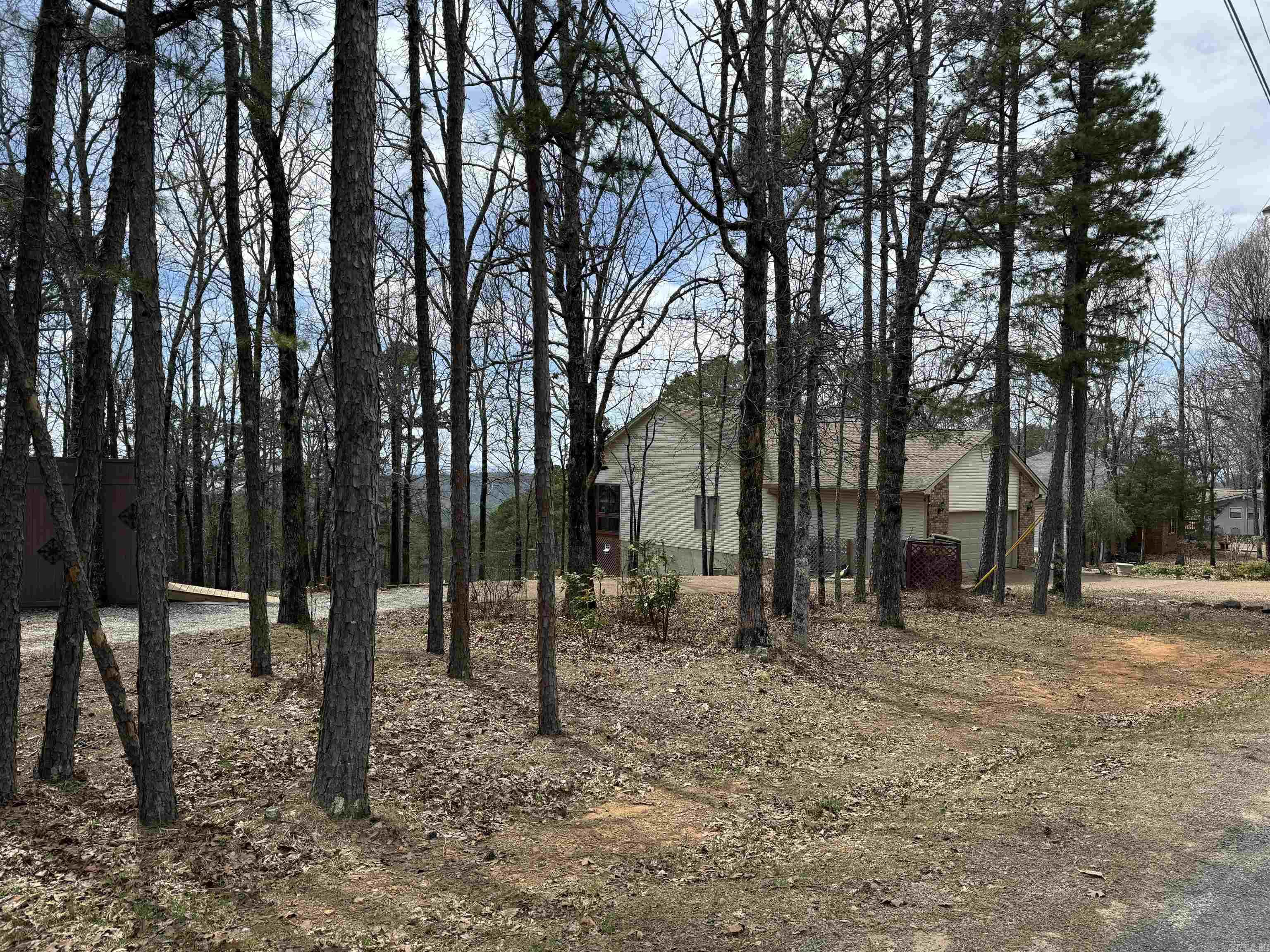 103  Tanglewood Circle  Fairfield Bay, AR