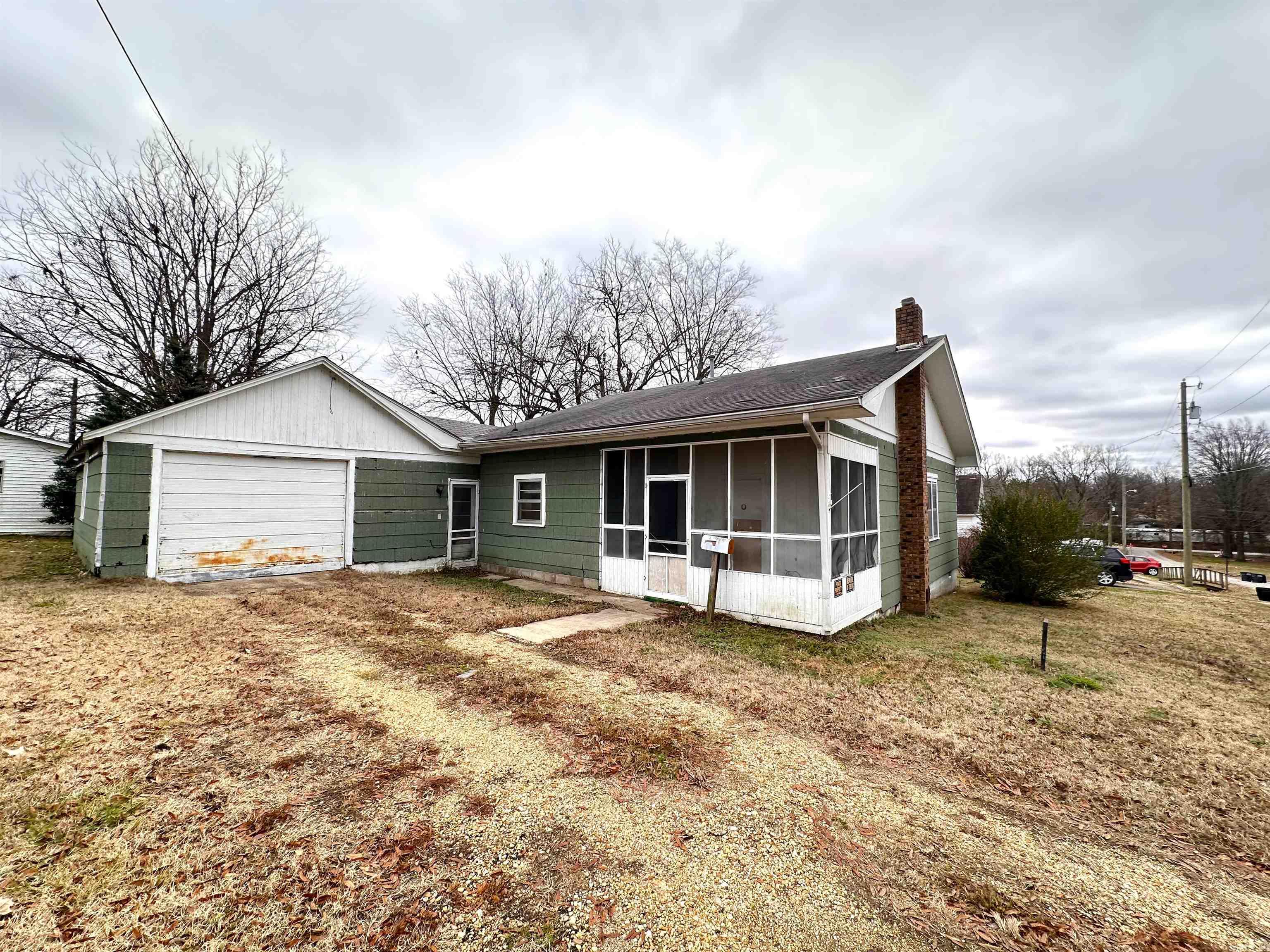 162 S 10th  Piggott, AR