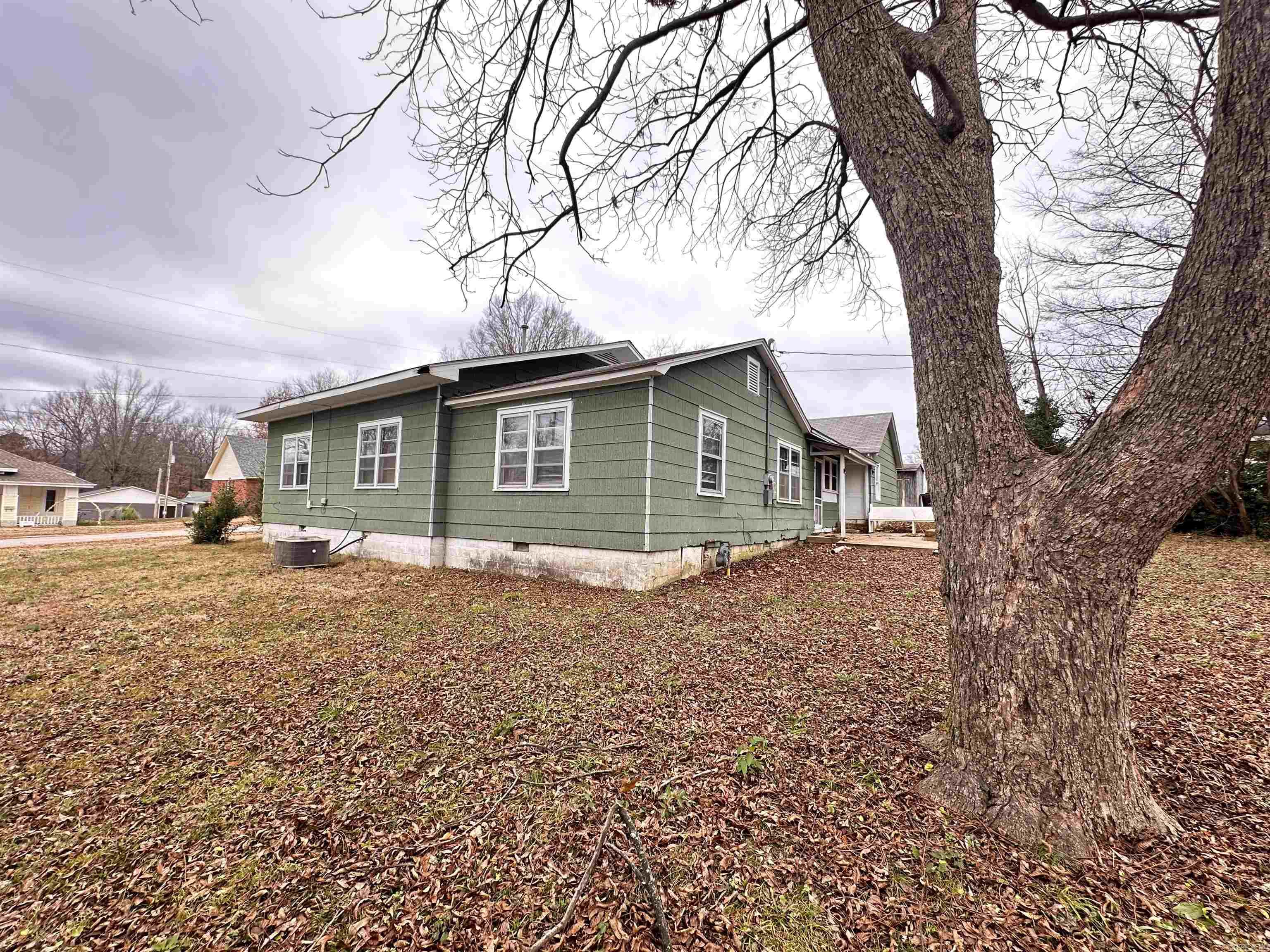 162 S 10th  Piggott, AR