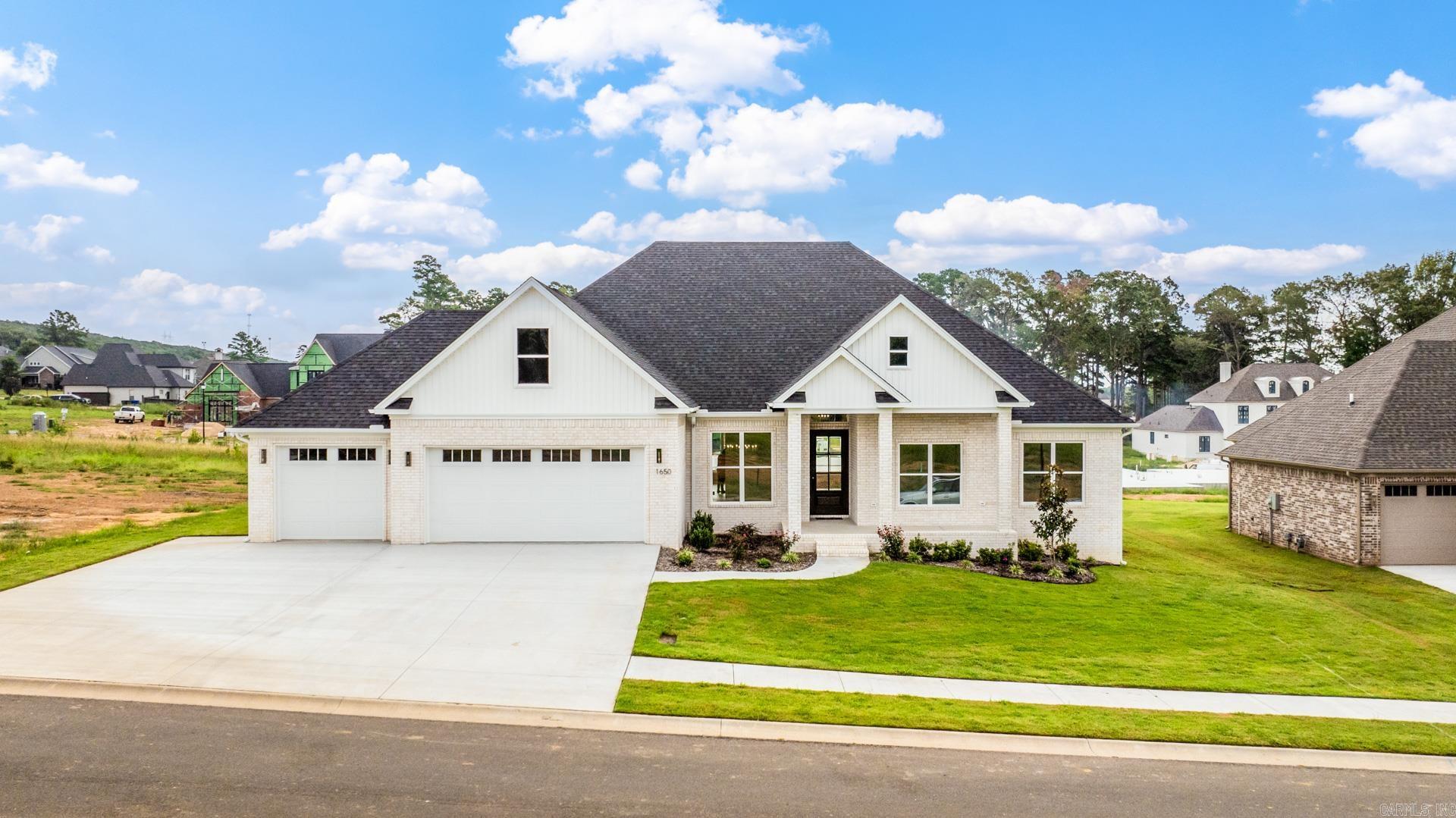 1650  Dolphin  Conway, AR