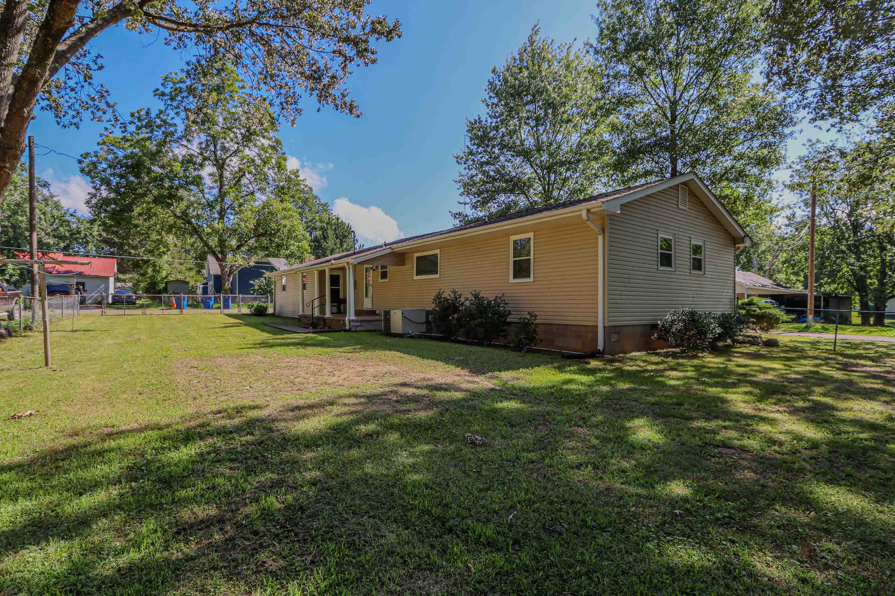 317 N Stewart  Rector, AR