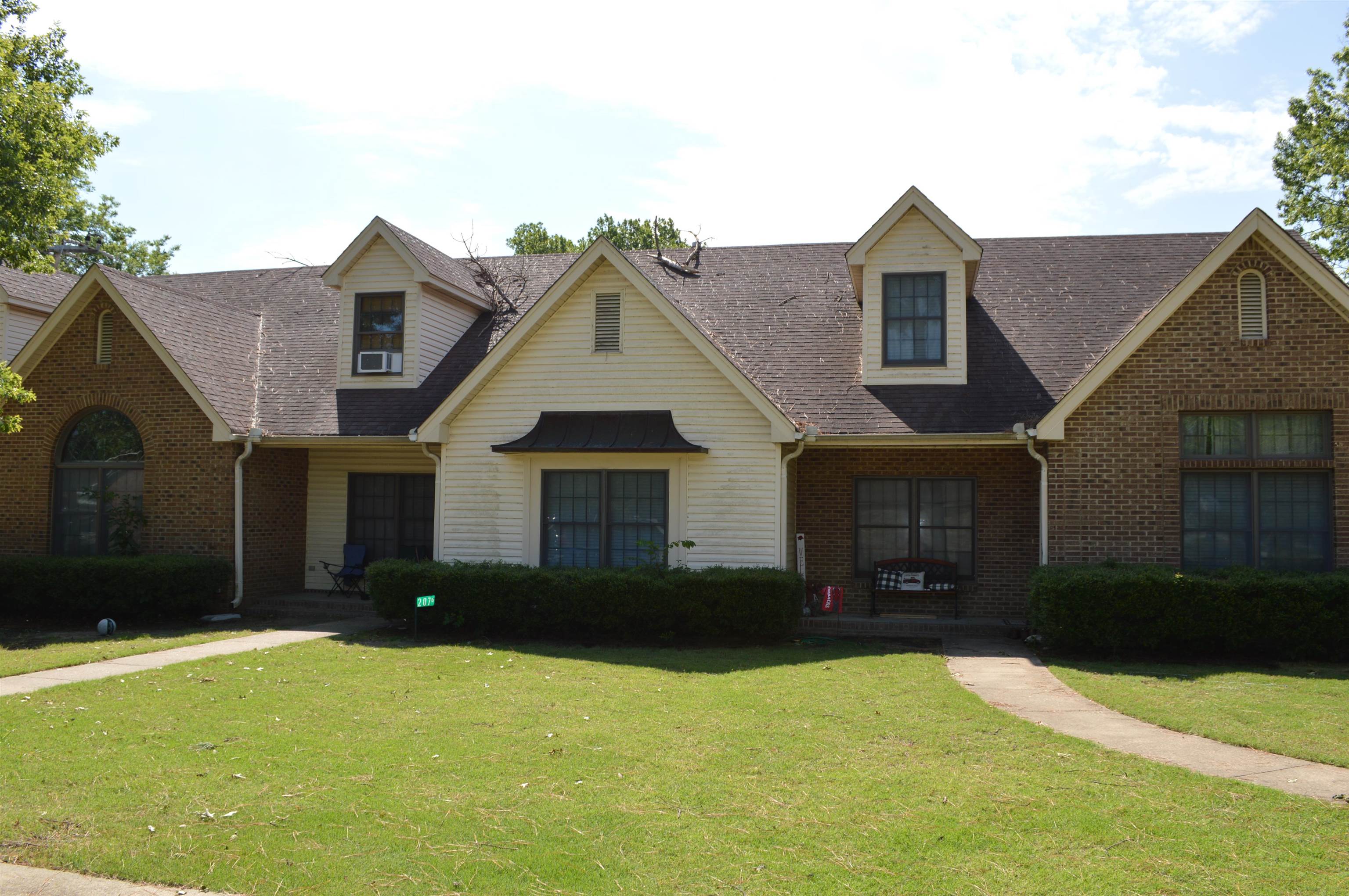 207  Dawson  Marked Tree, AR