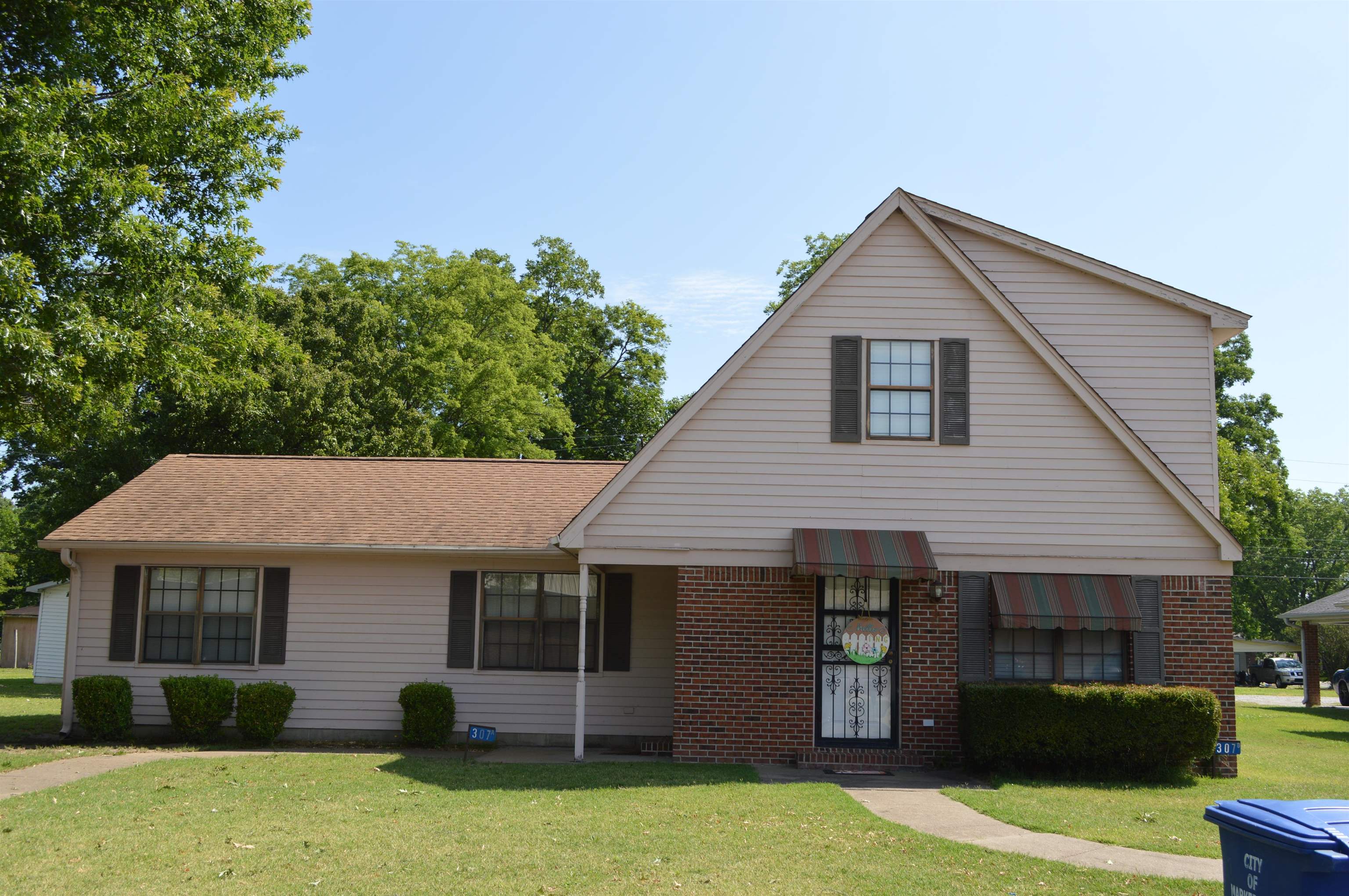 207  Dawson  Marked Tree, AR