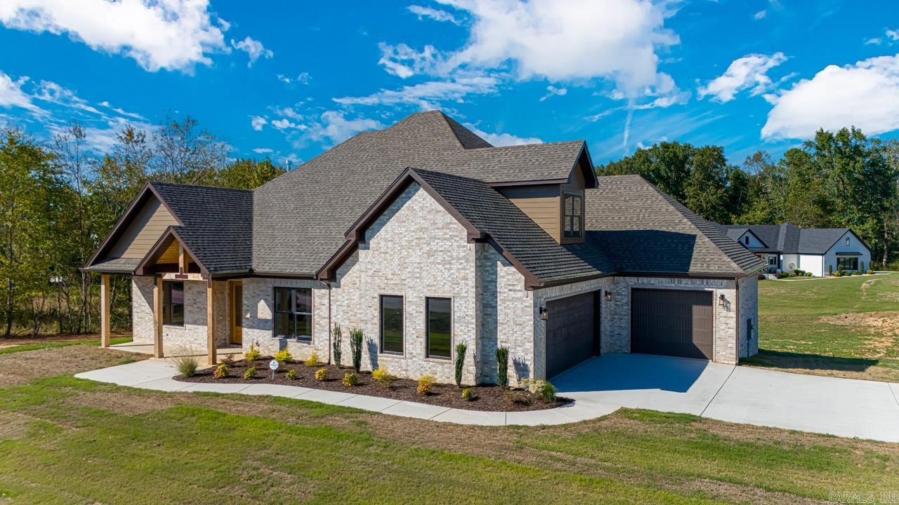 208  Hartman Ln  Benton, AR