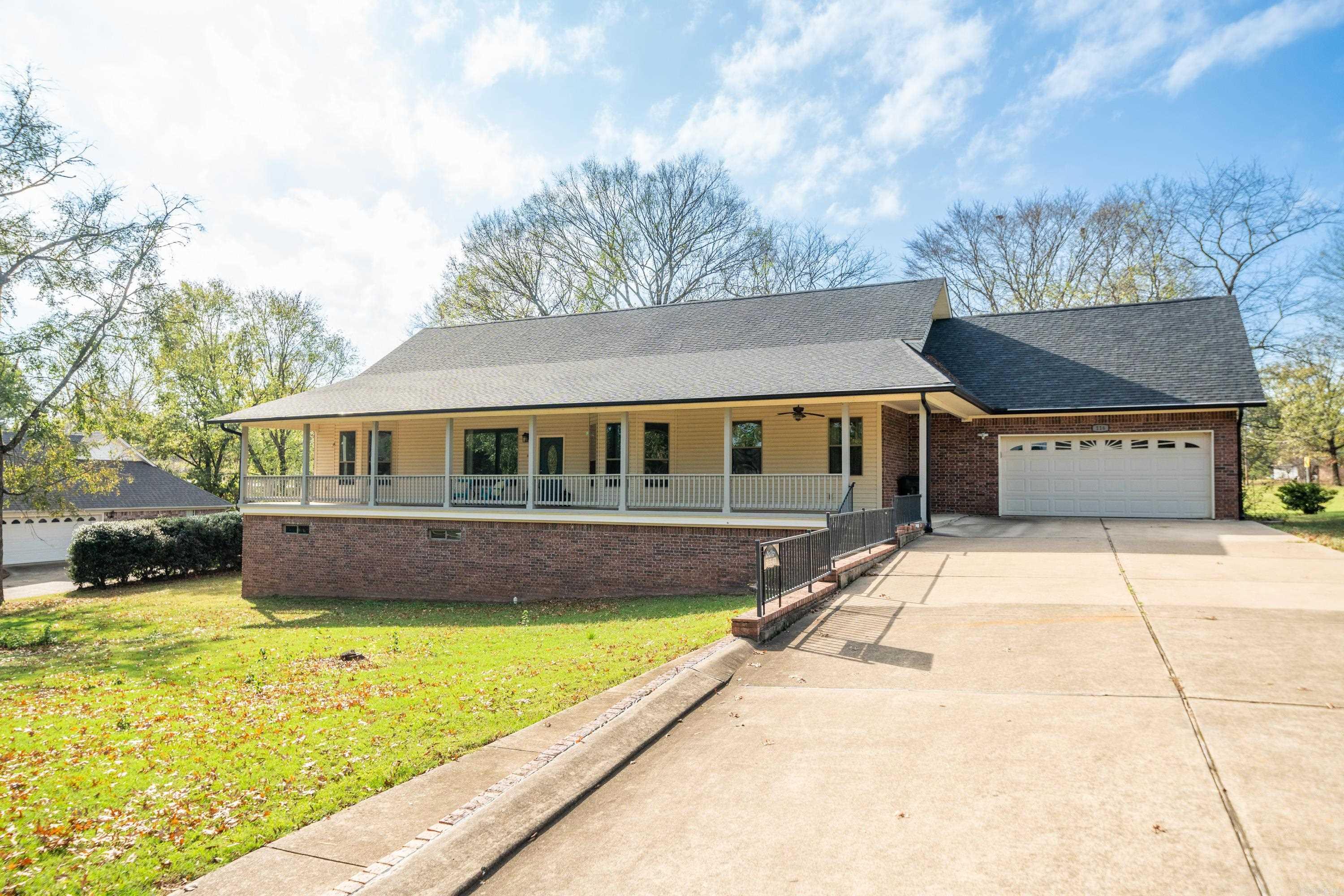 116  Lakesouth  Hot Springs, AR