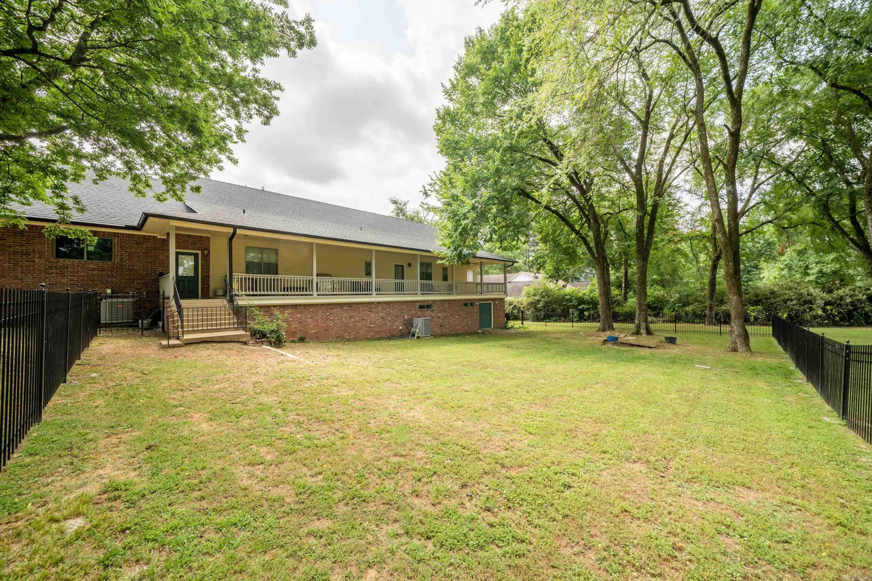 116  Lakesouth  Hot Springs, AR