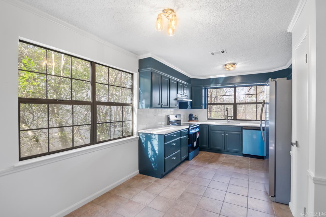 25  Rio Grande Forest  Little Rock, AR