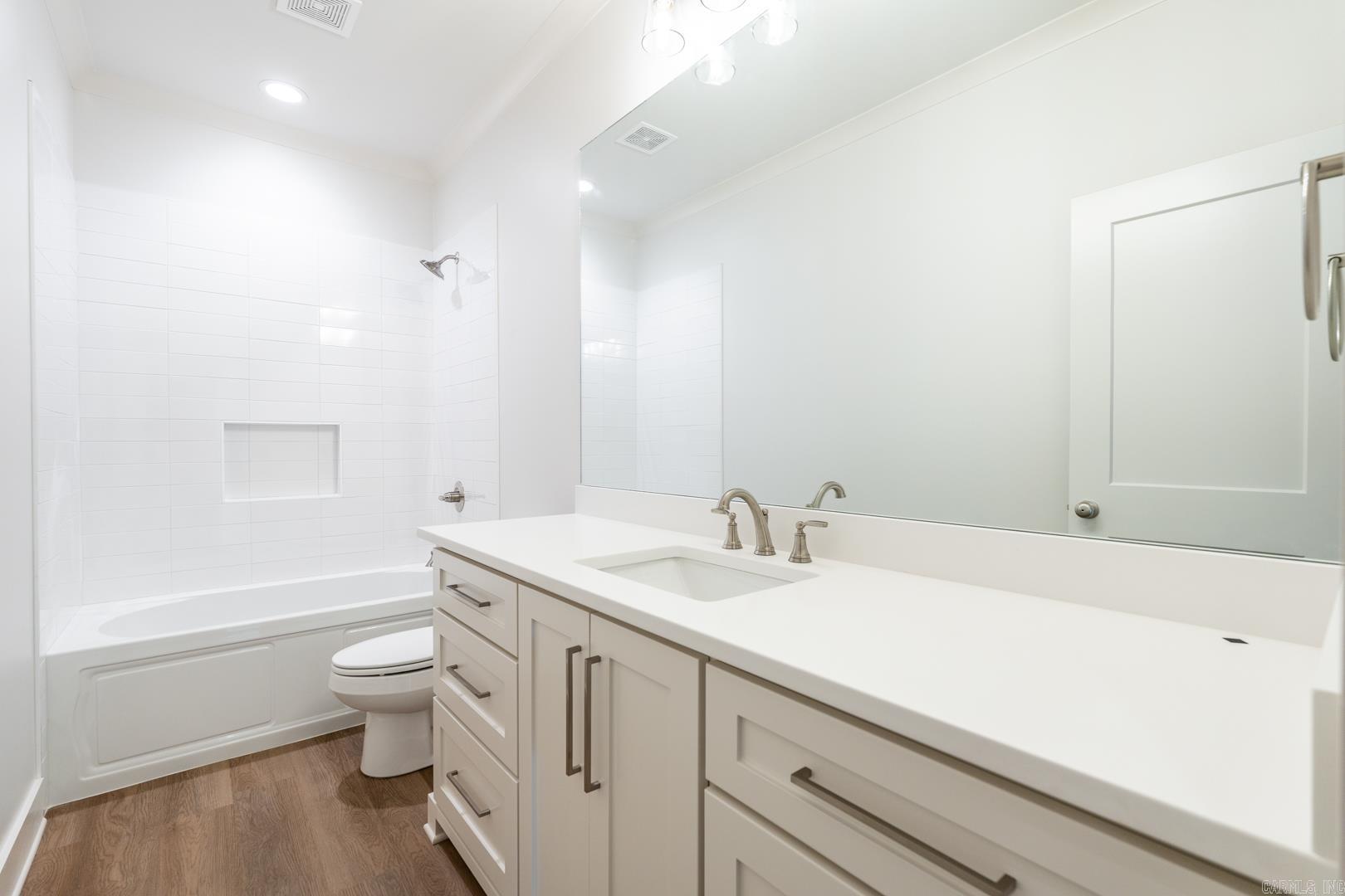 1125  Tahoe Drive  Maumelle, AR