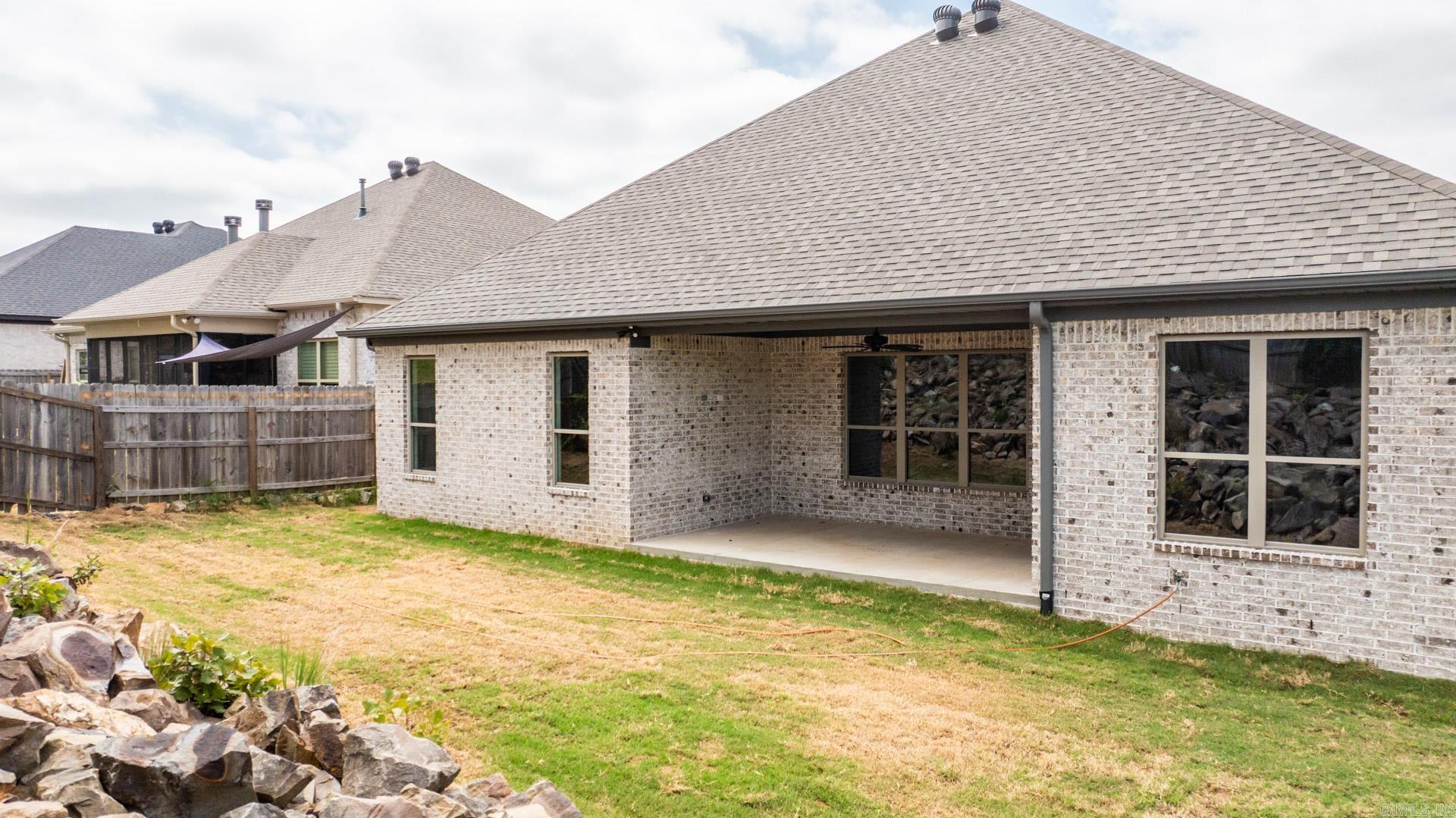 1125  Tahoe Drive  Maumelle, AR