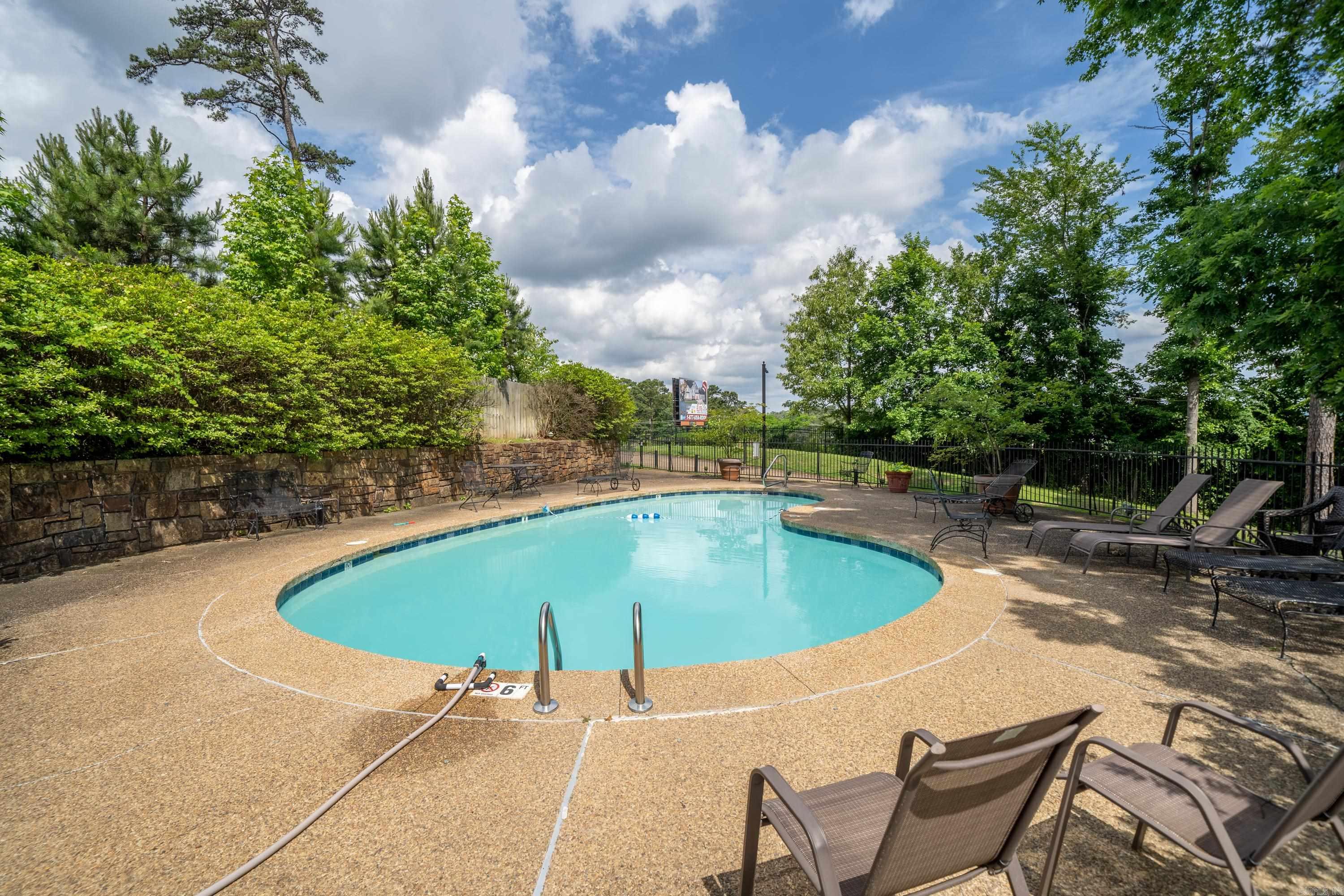 1319  Airport  Hot Springs, AR