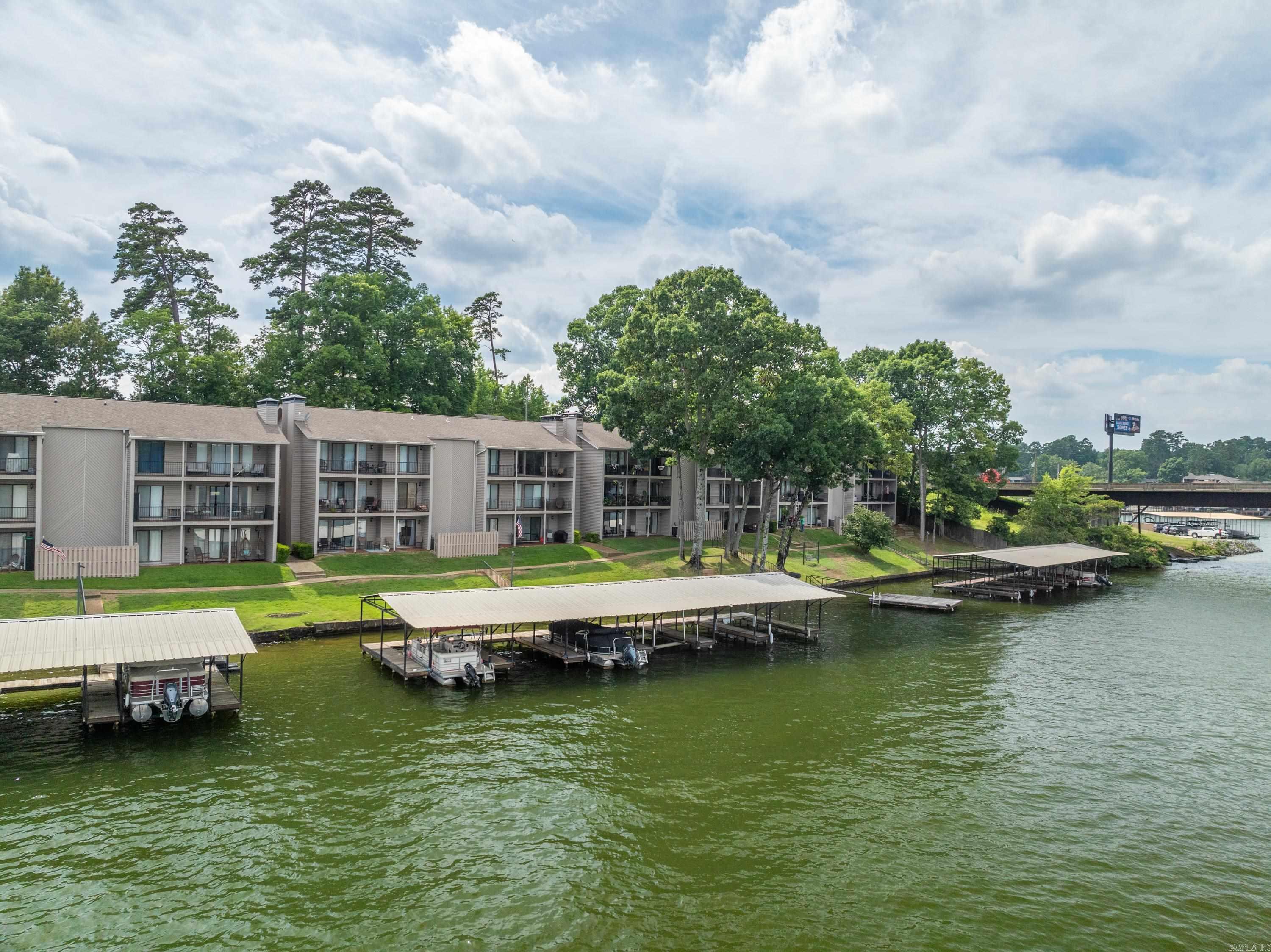 1319  Airport  Hot Springs, AR