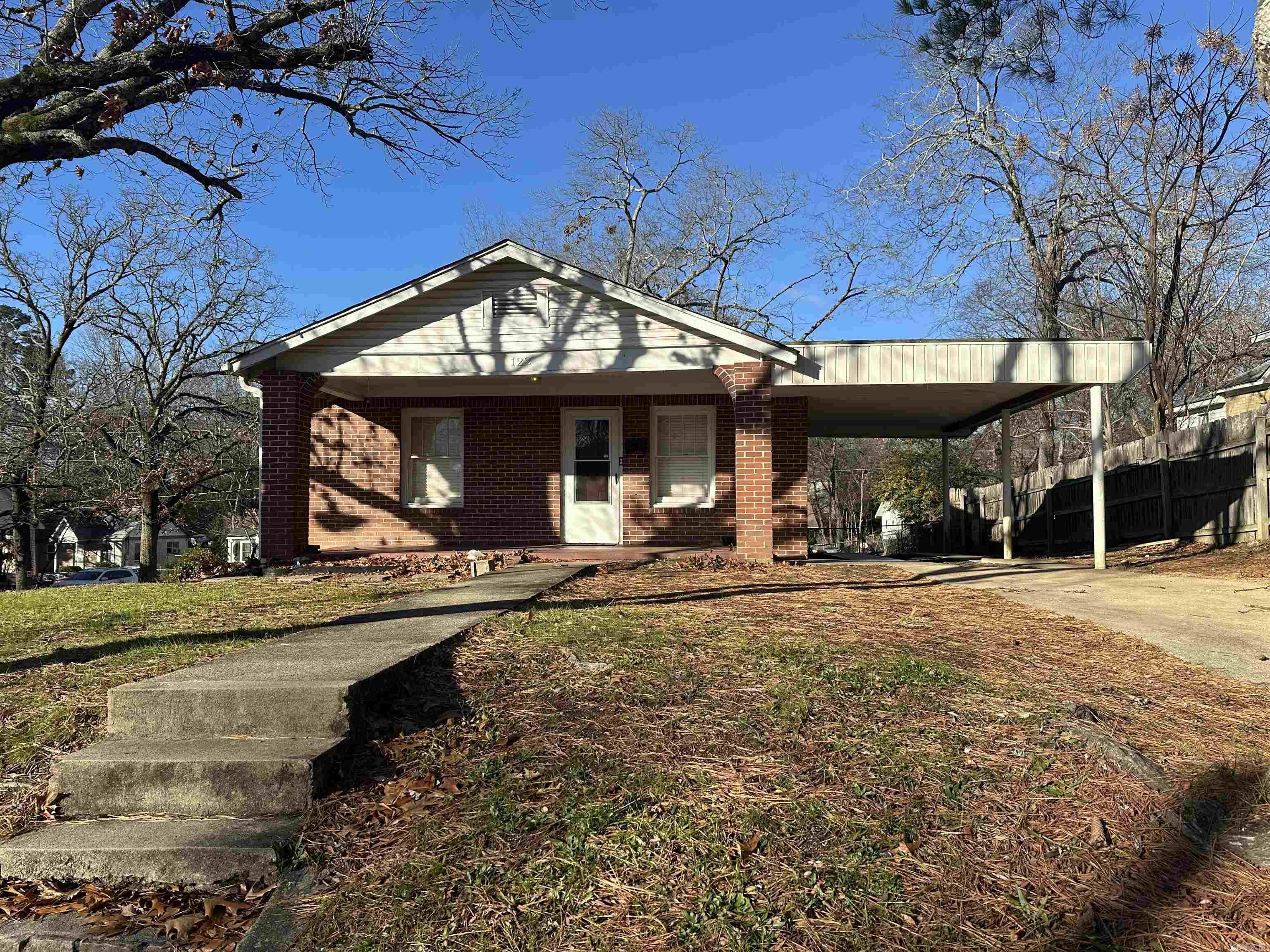 122  Pinewood  Hot Springs, AR