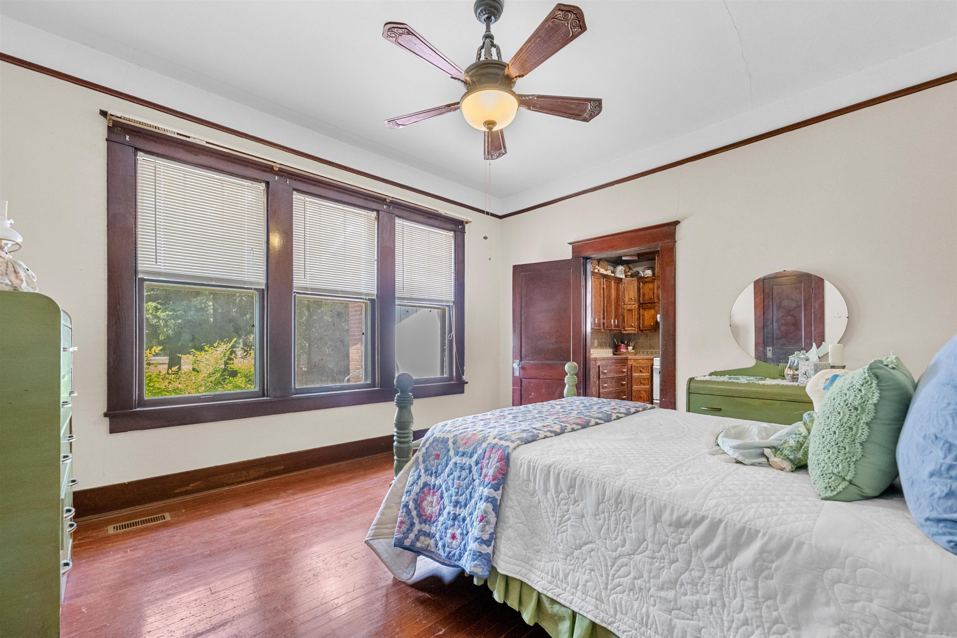 615 W Front Street Lonoke, AR 72086