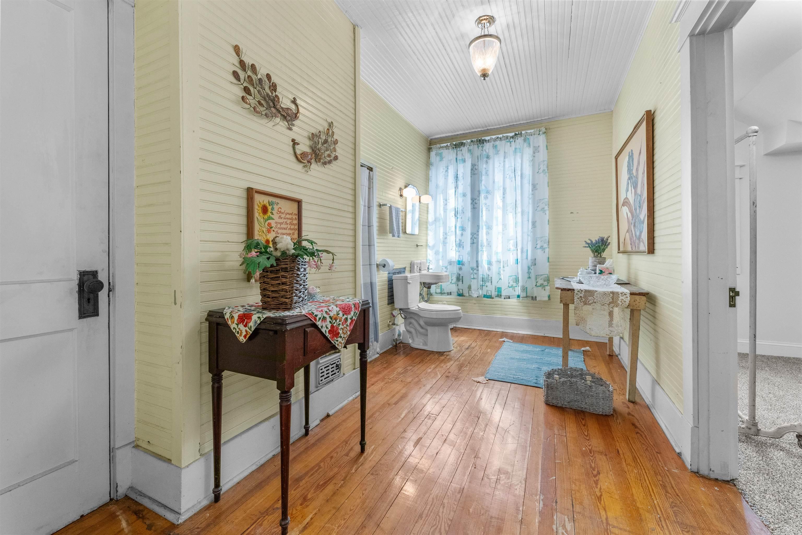 615 W Front Street Lonoke, AR 72086