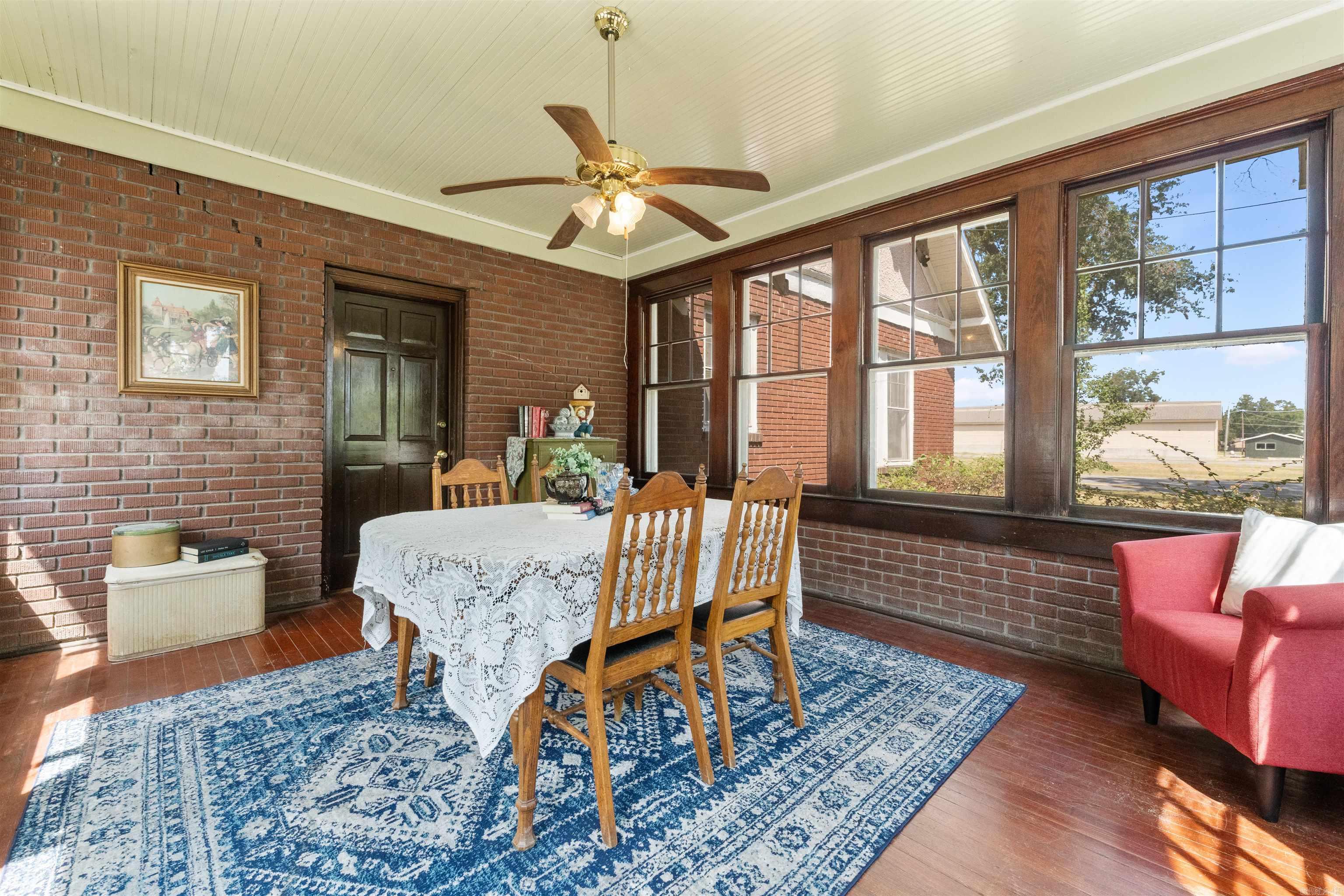 615 W Front Street Lonoke, AR 72086