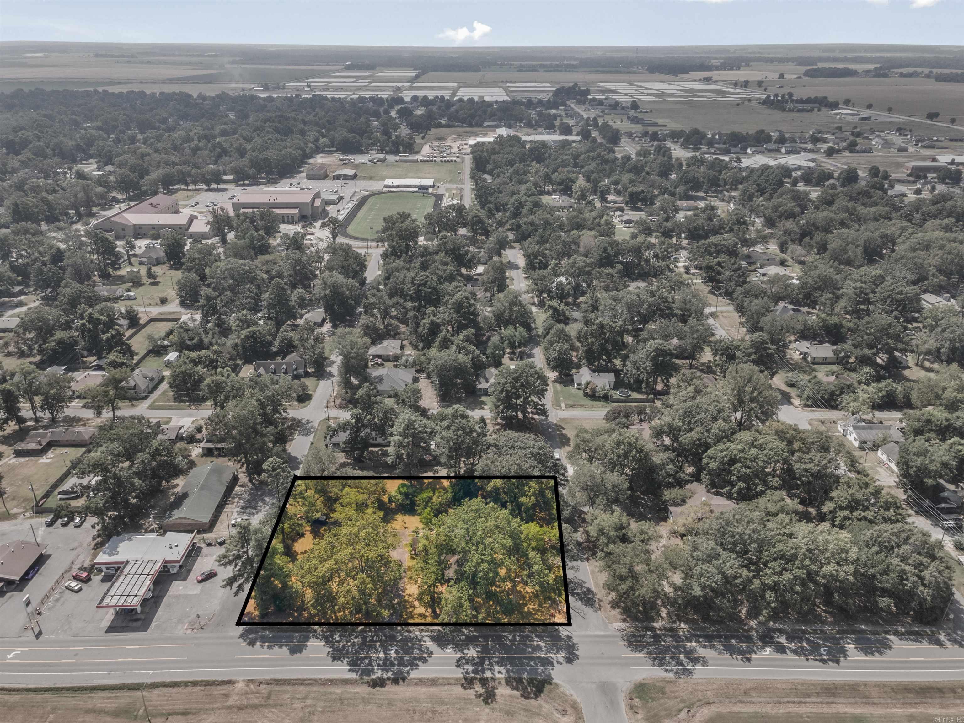615 W Front Street Lonoke, AR 72086