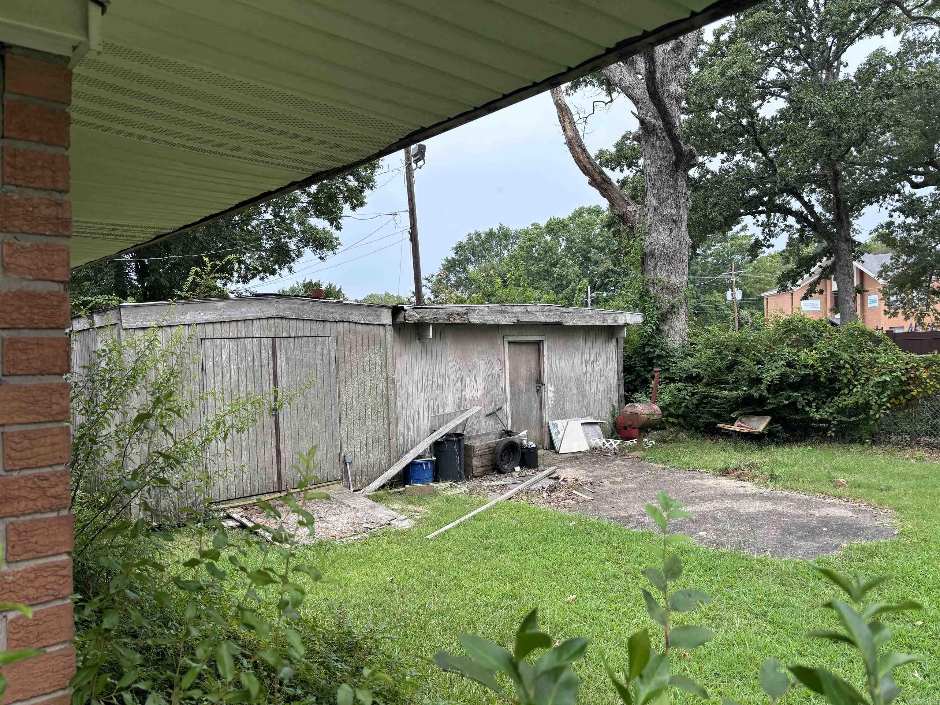 9521 W Markham  Little Rock, AR
