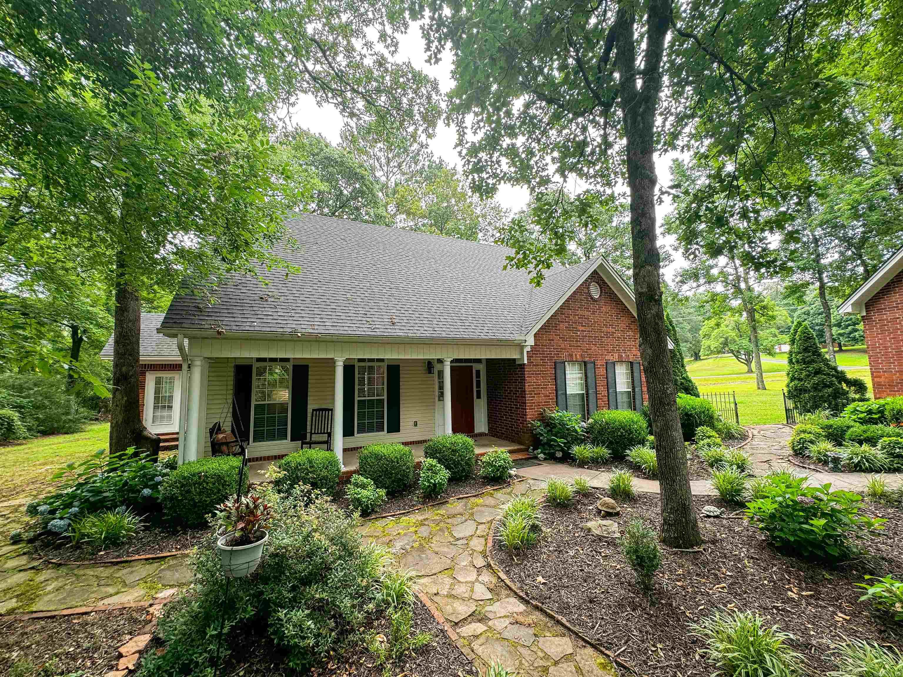 100  Deerwood Drive  Searcy, AR