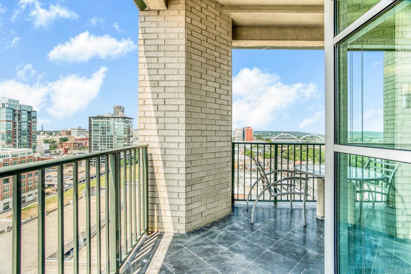 521  President Clinton  Little Rock, AR