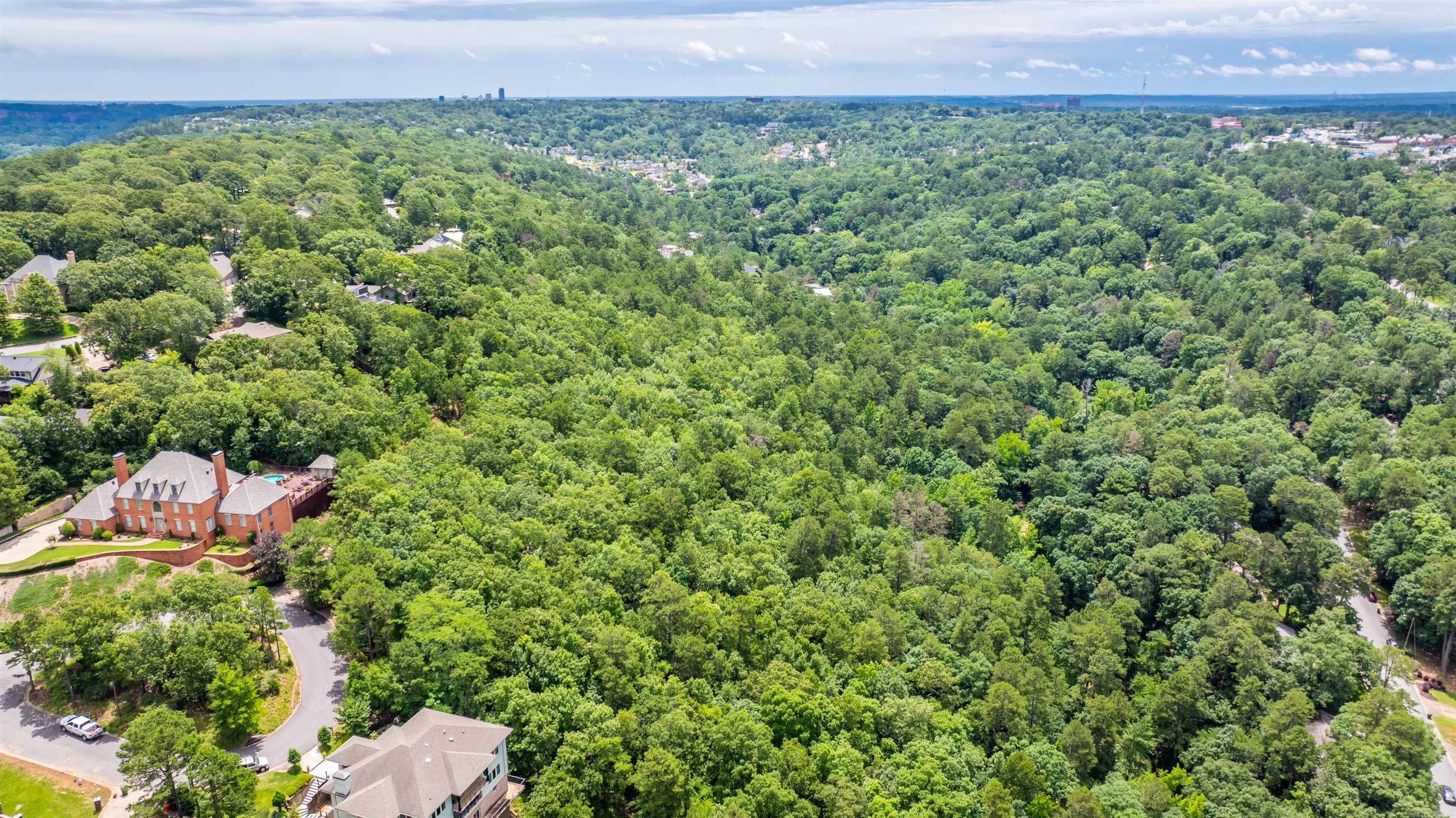11  Vantage  Little Rock, AR