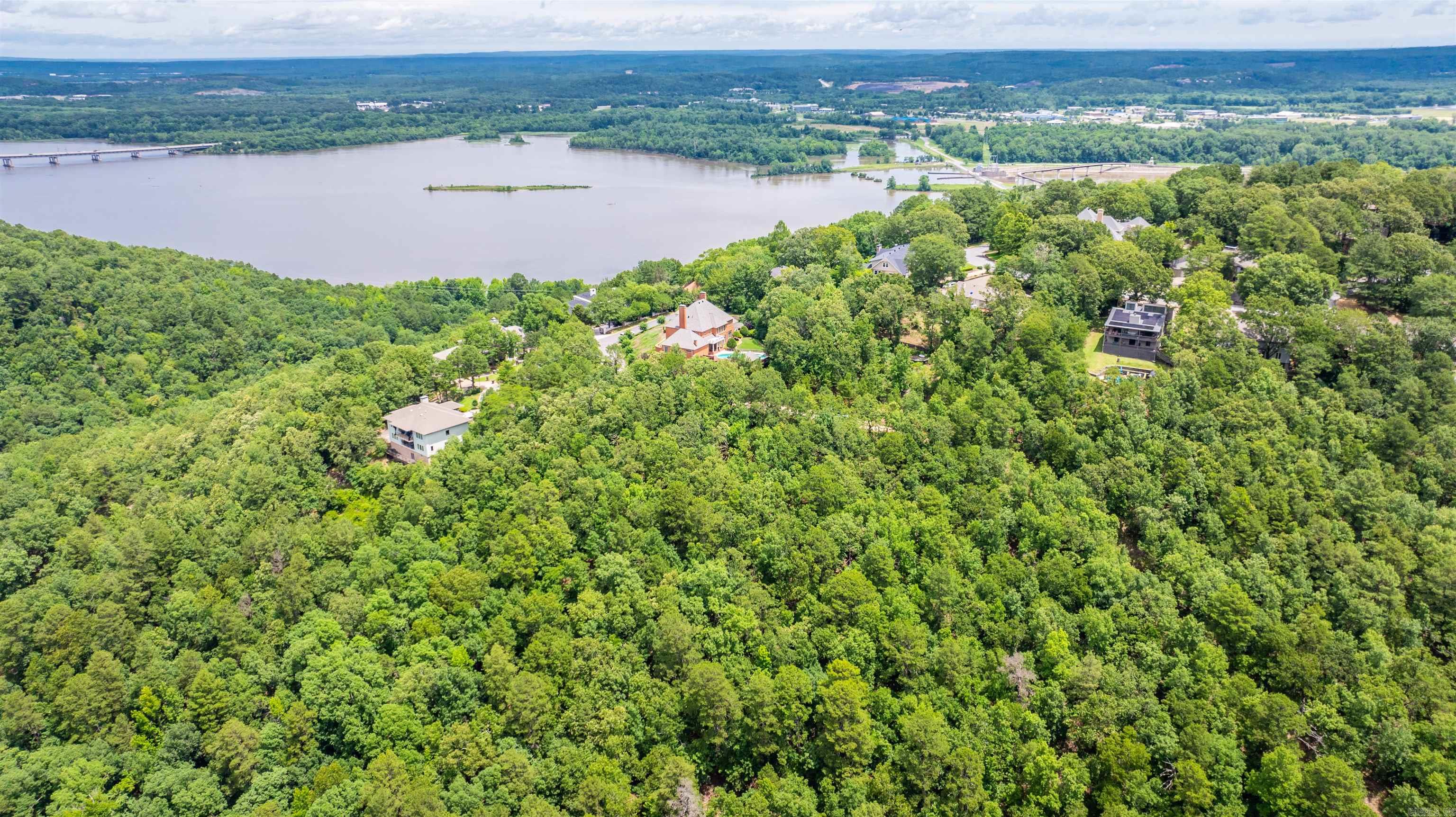 11  Vantage  Little Rock, AR