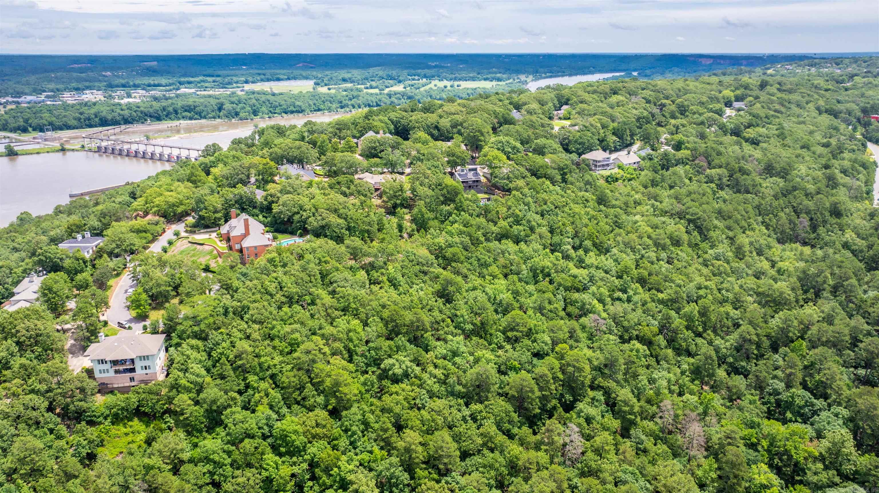 11  Vantage  Little Rock, AR