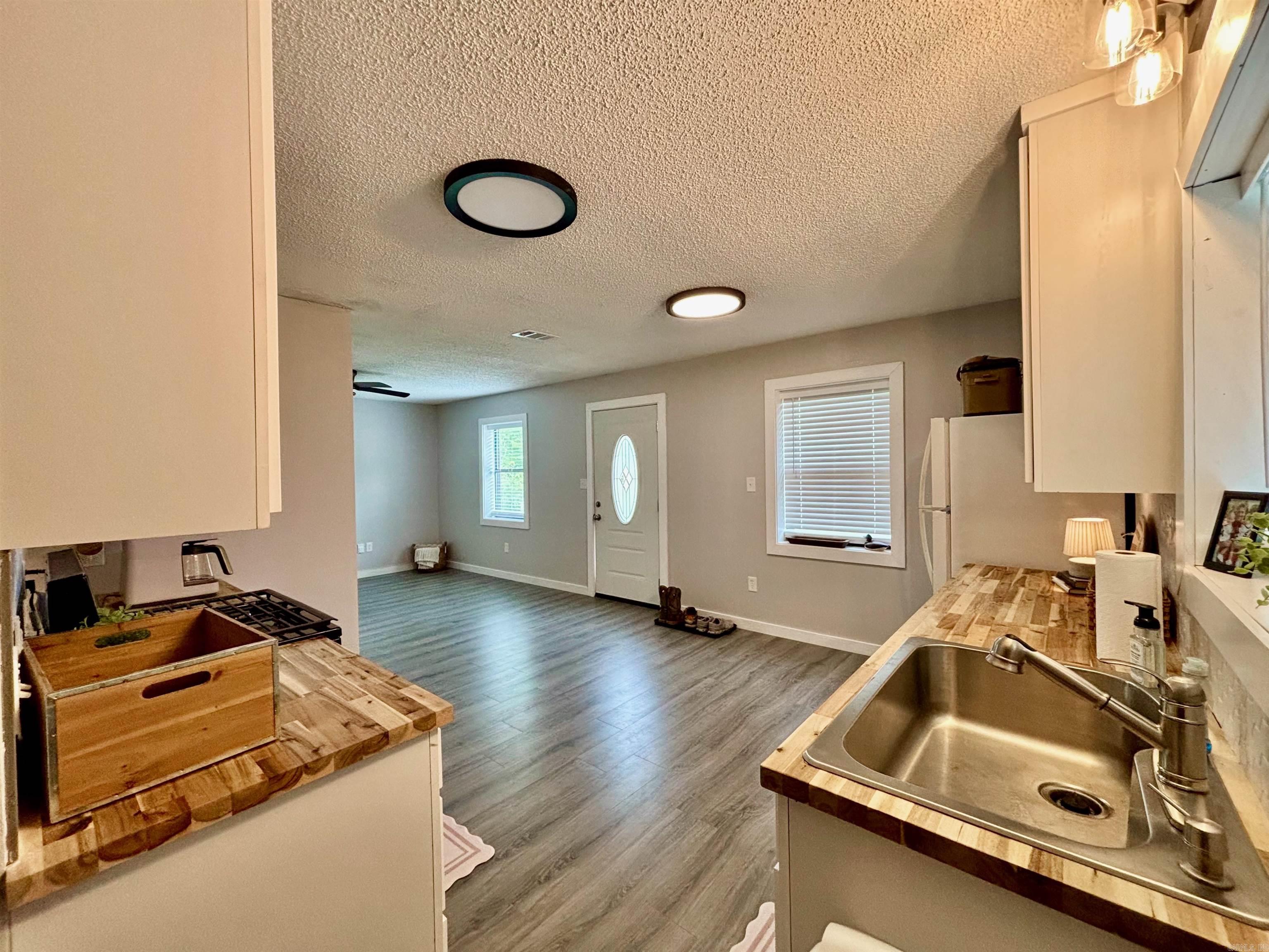 202 W Hazel St  Walnut Ridge, AR