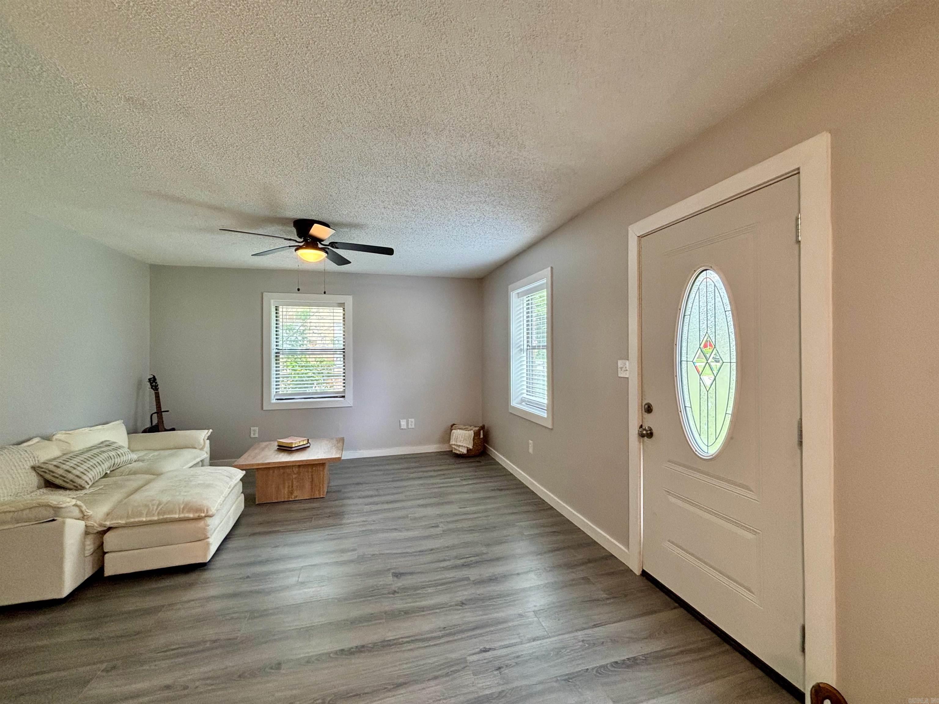 202 W Hazel St  Walnut Ridge, AR