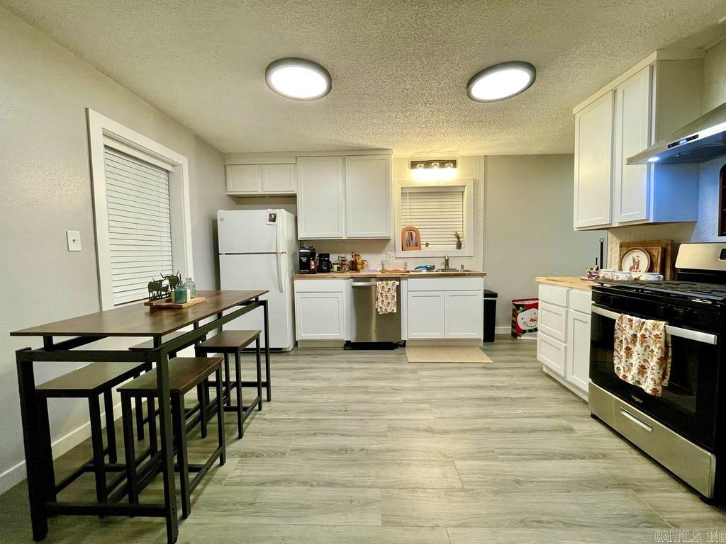 202 W Hazel St  Walnut Ridge, AR