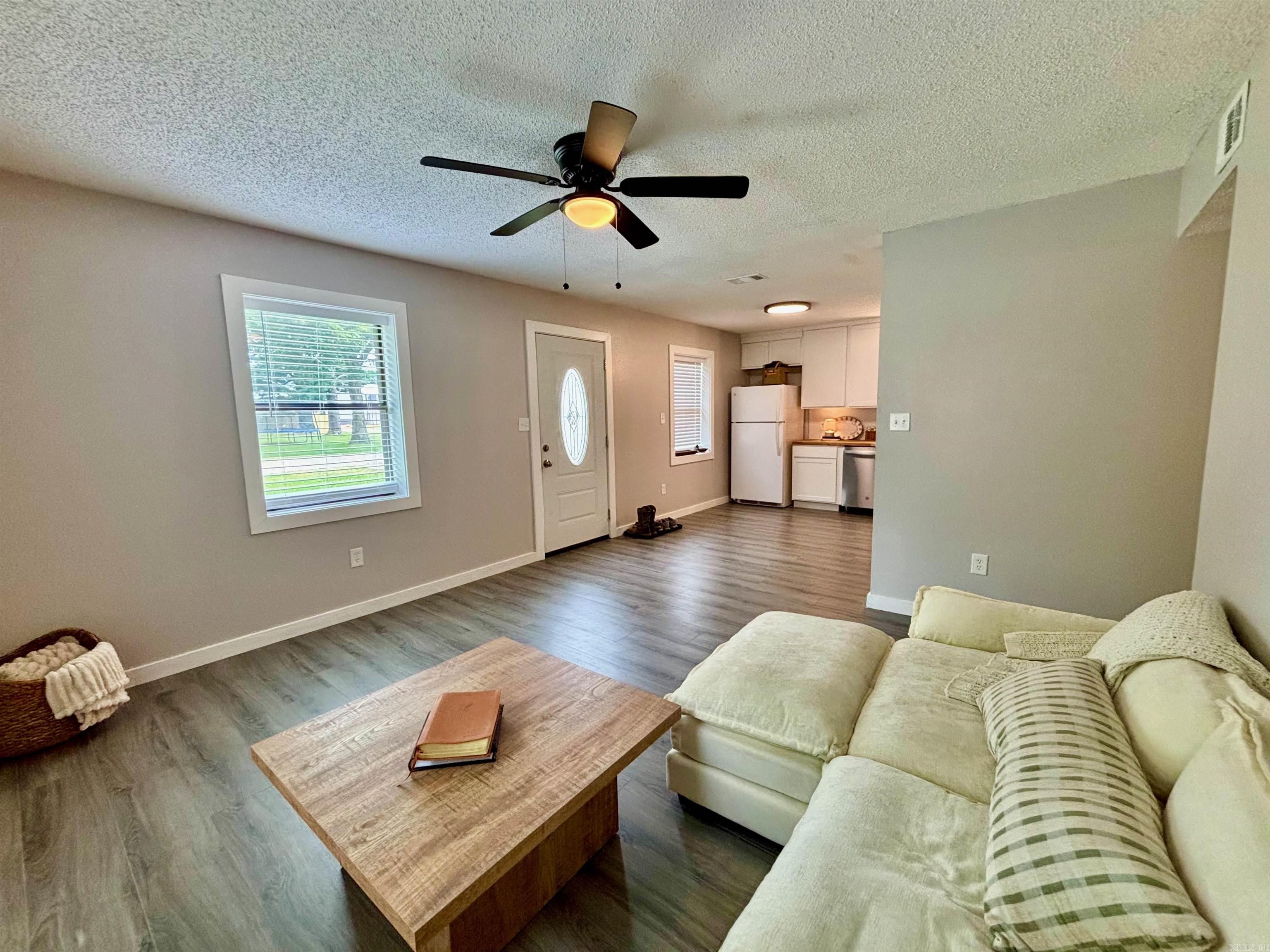 202 W Hazel St  Walnut Ridge, AR