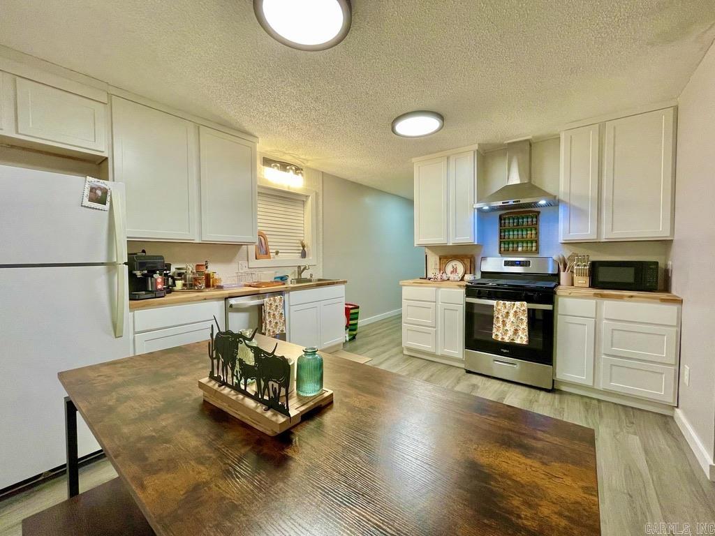 202 W Hazel St  Walnut Ridge, AR