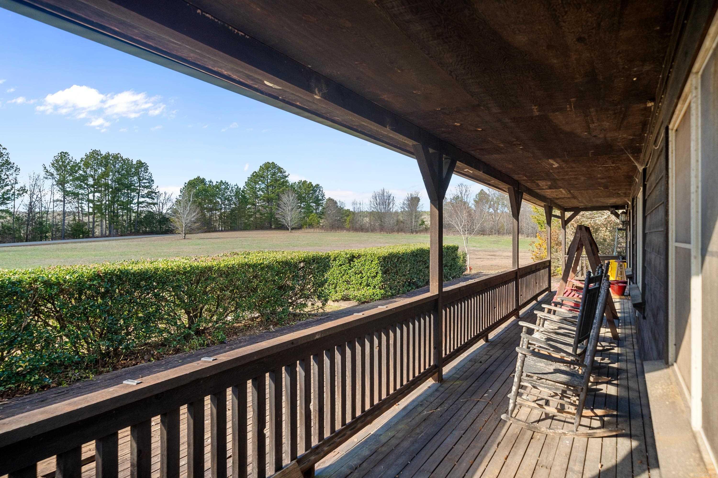 240  Brady Mountain  Hot Springs, AR