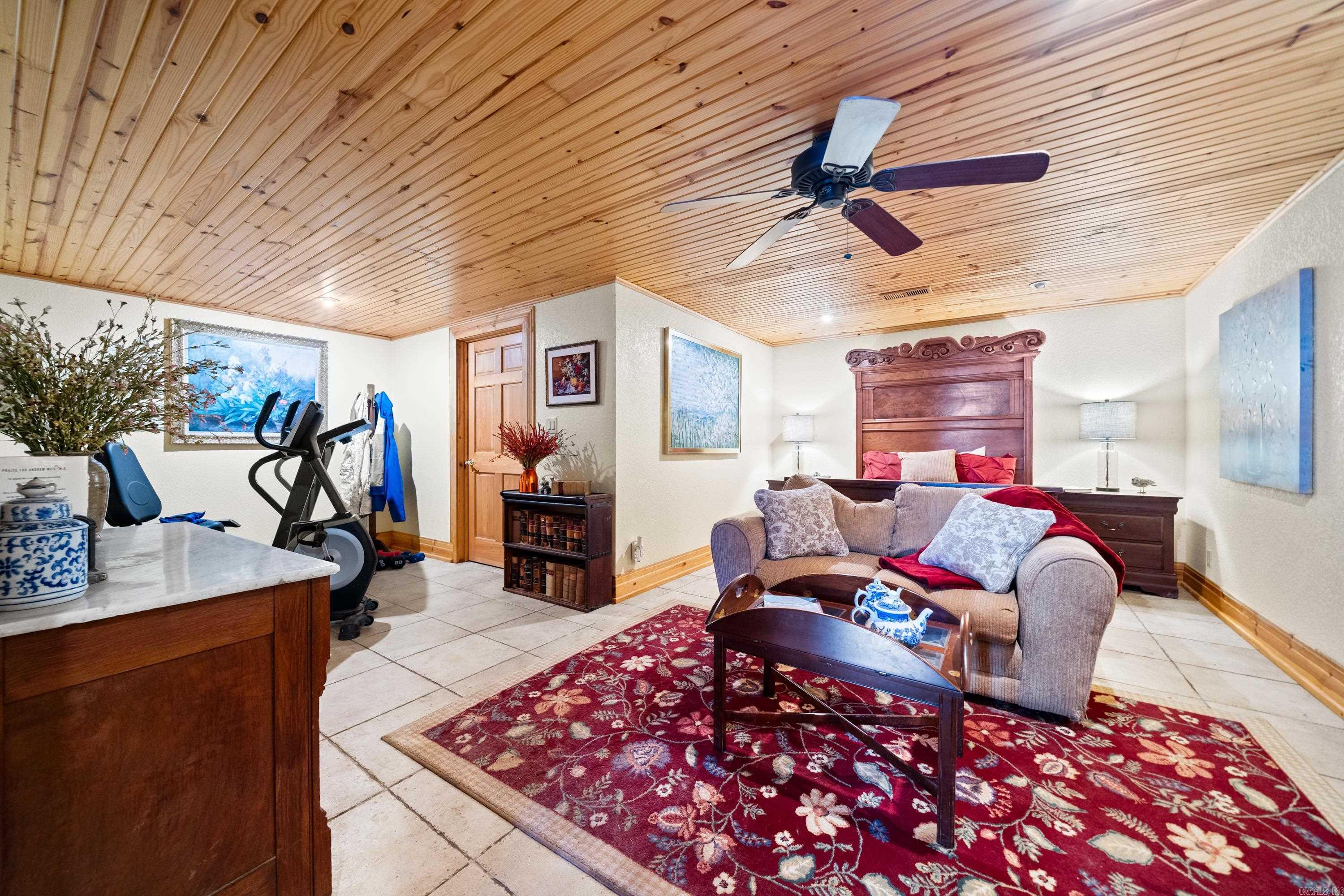 240  Brady Mountain  Hot Springs, AR