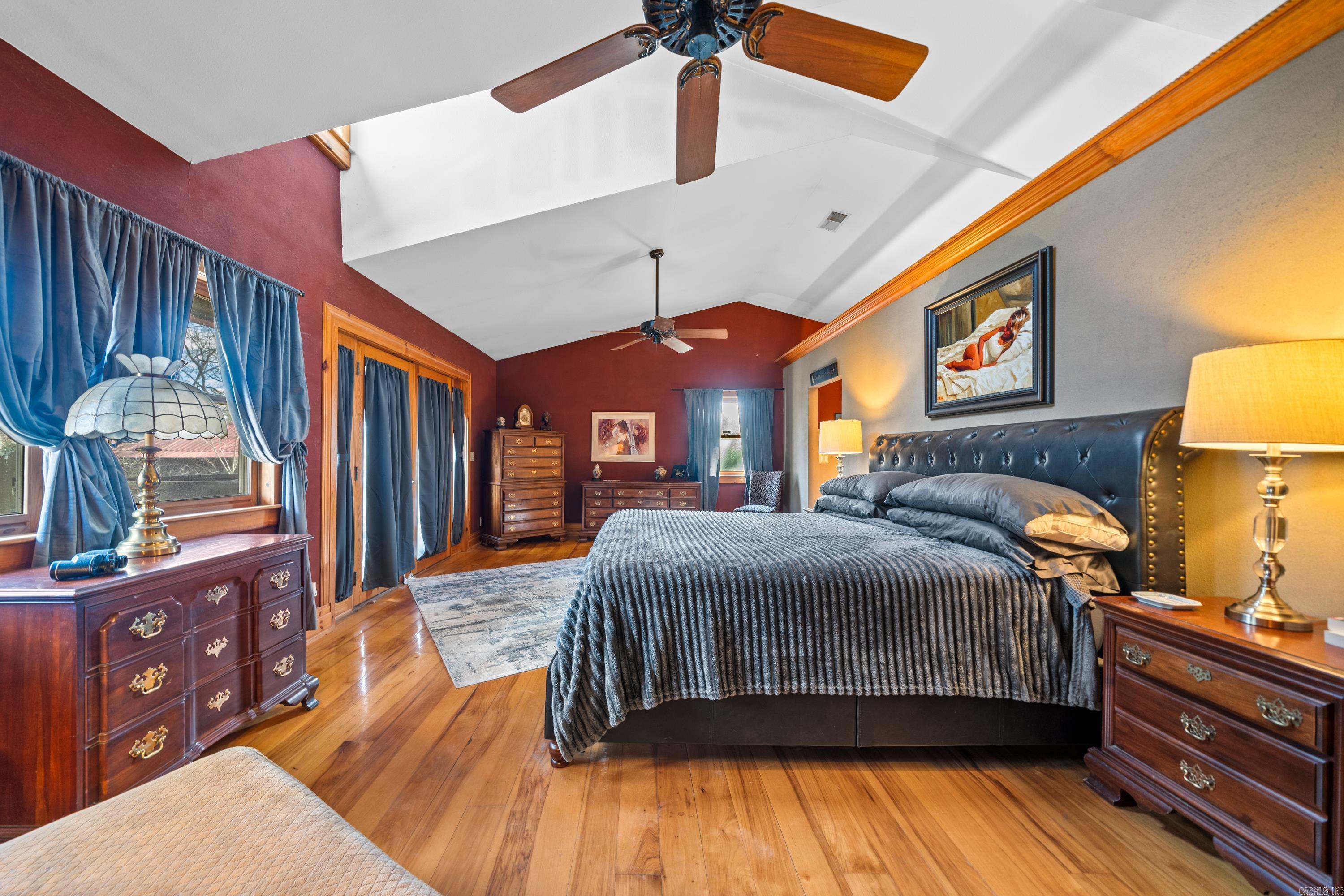 240  Brady Mountain  Hot Springs, AR