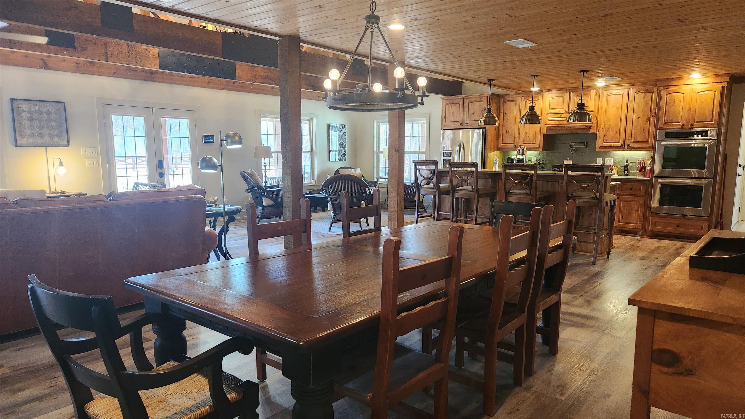 88  Oakwood Rd  Mount Ida, AR