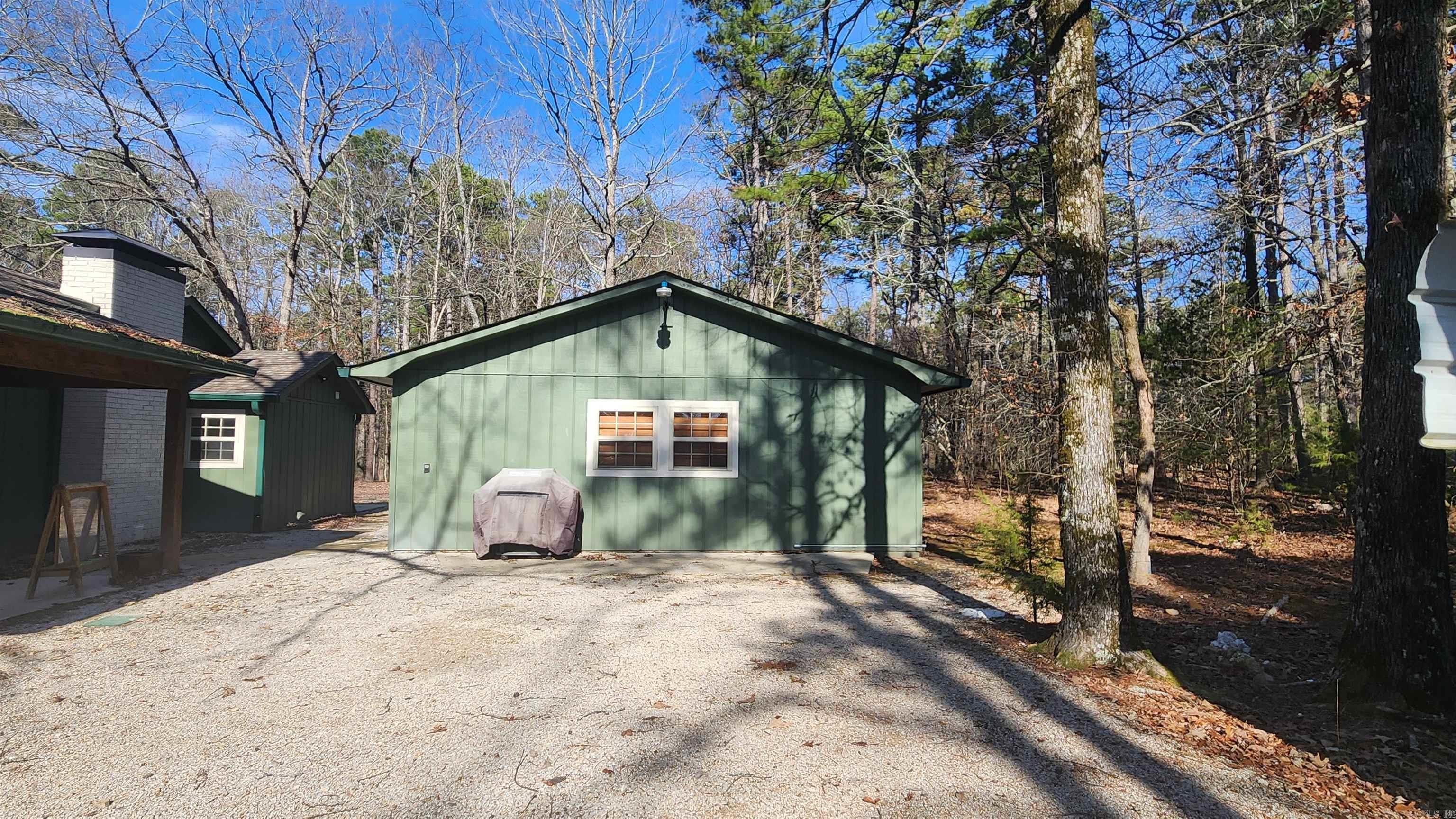 88  Oakwood Rd  Mount Ida, AR