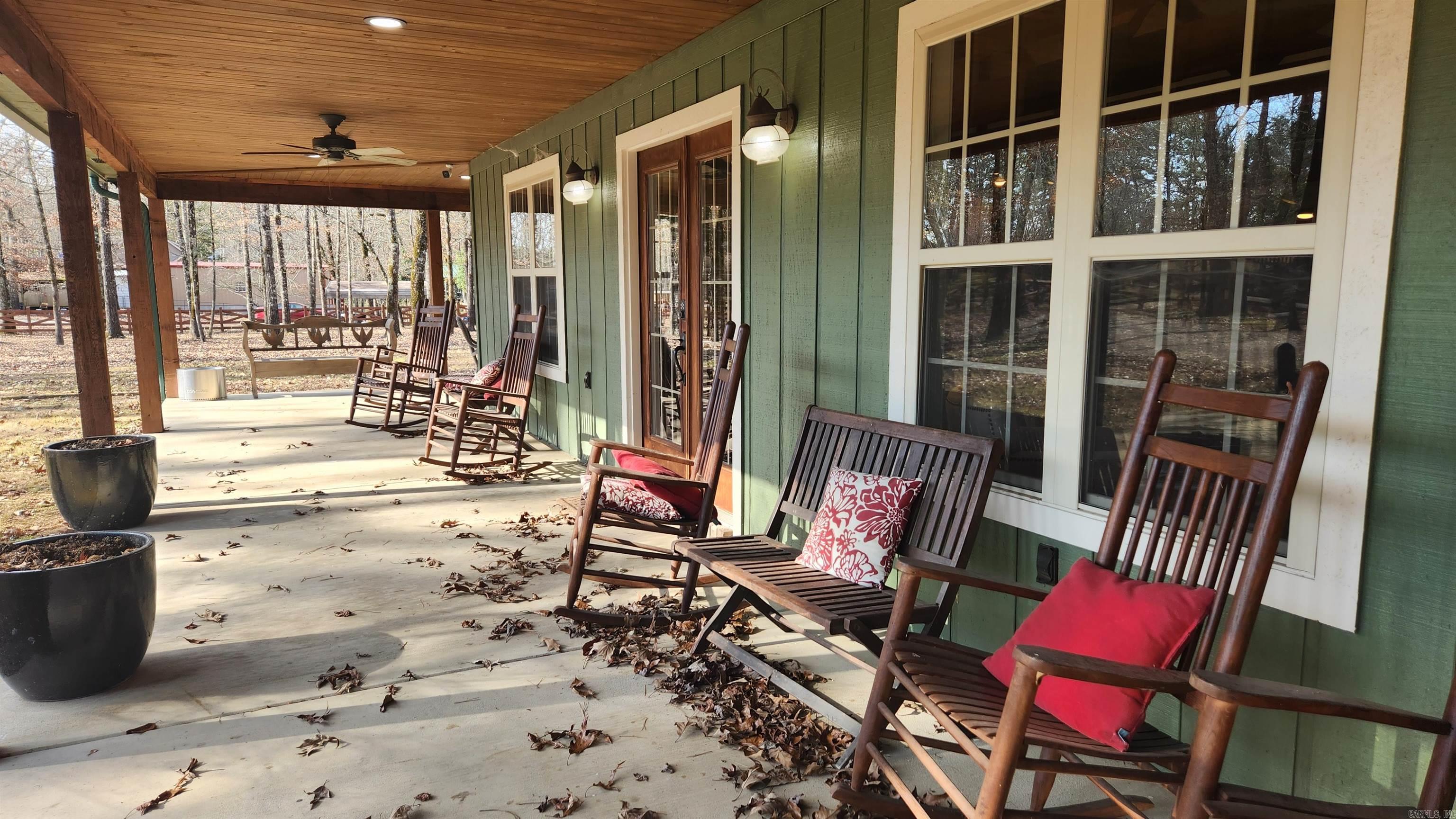 88  Oakwood Rd  Mount Ida, AR