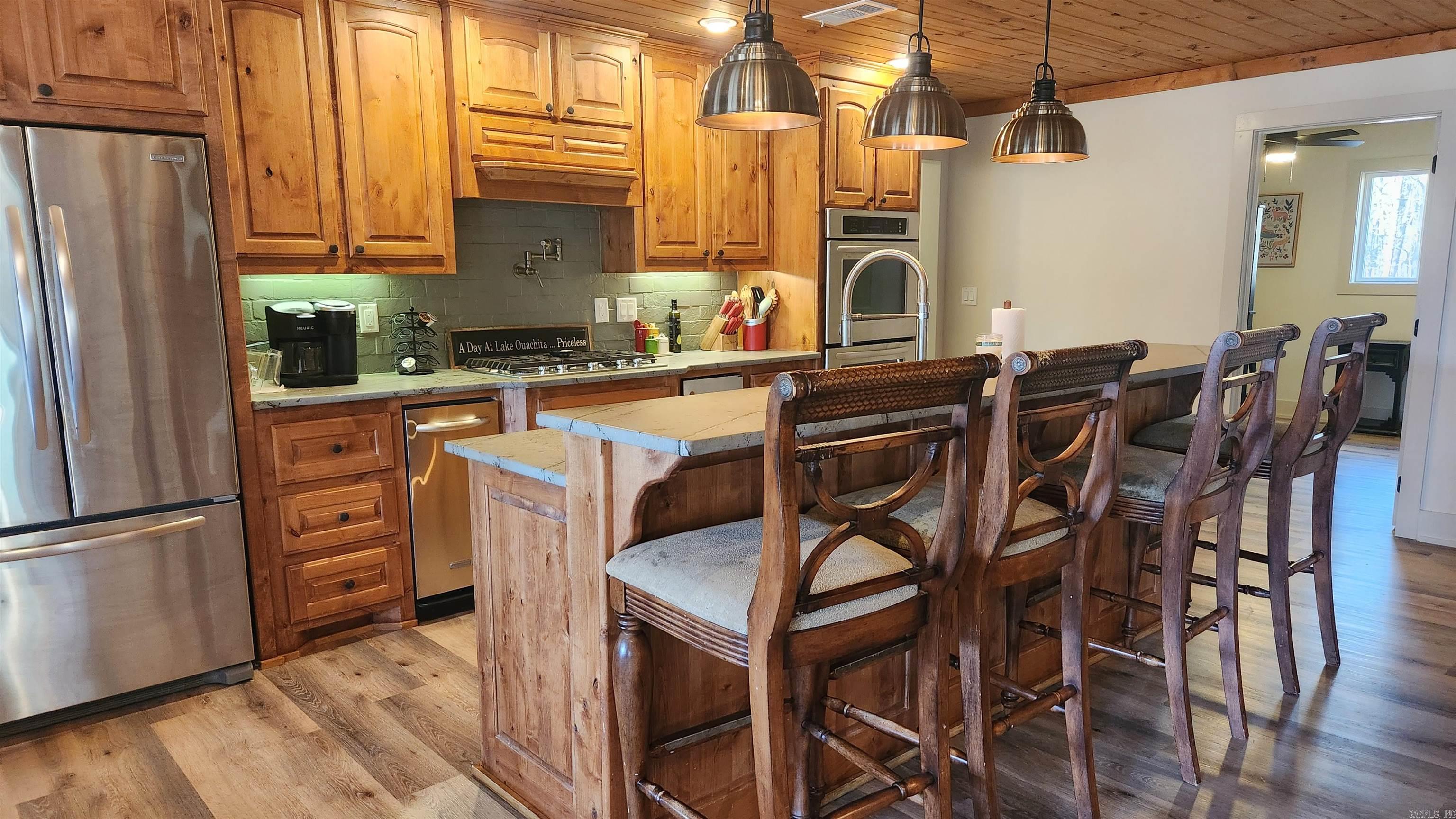 88  Oakwood Rd  Mount Ida, AR