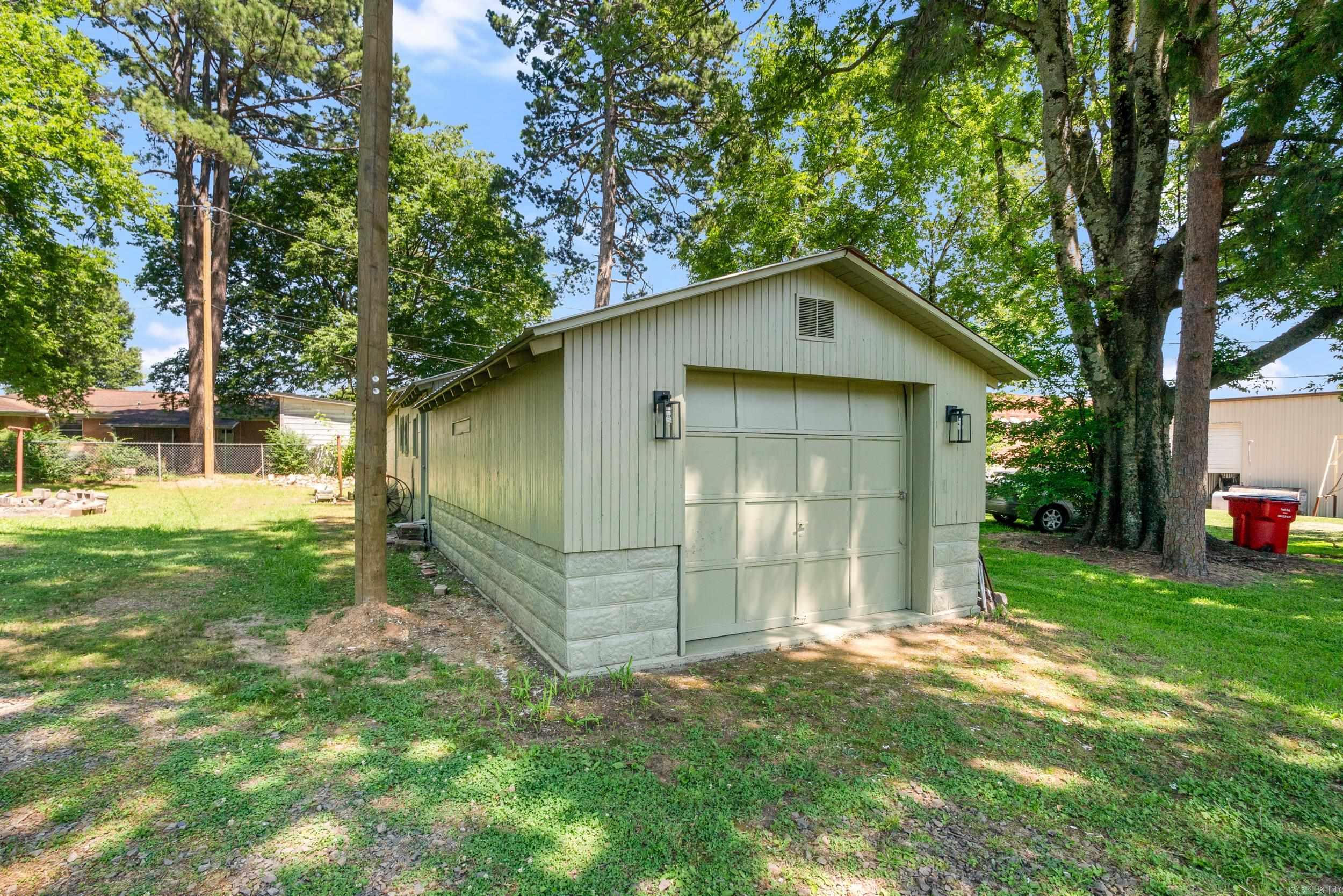 110 N West  Morrilton, AR