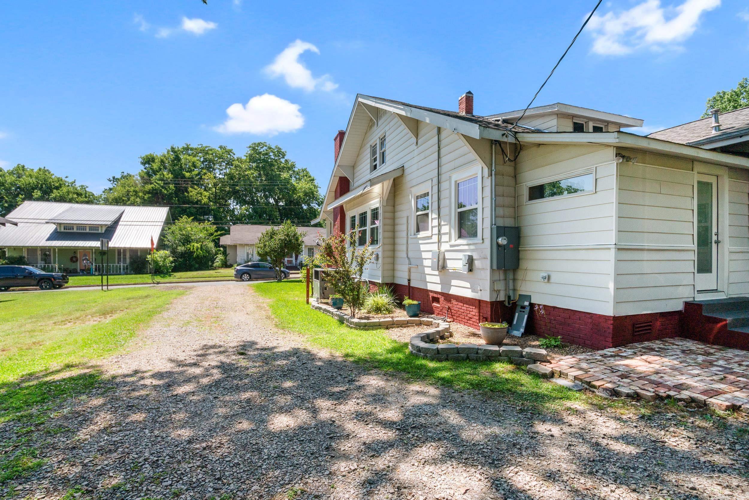 110 N West  Morrilton, AR