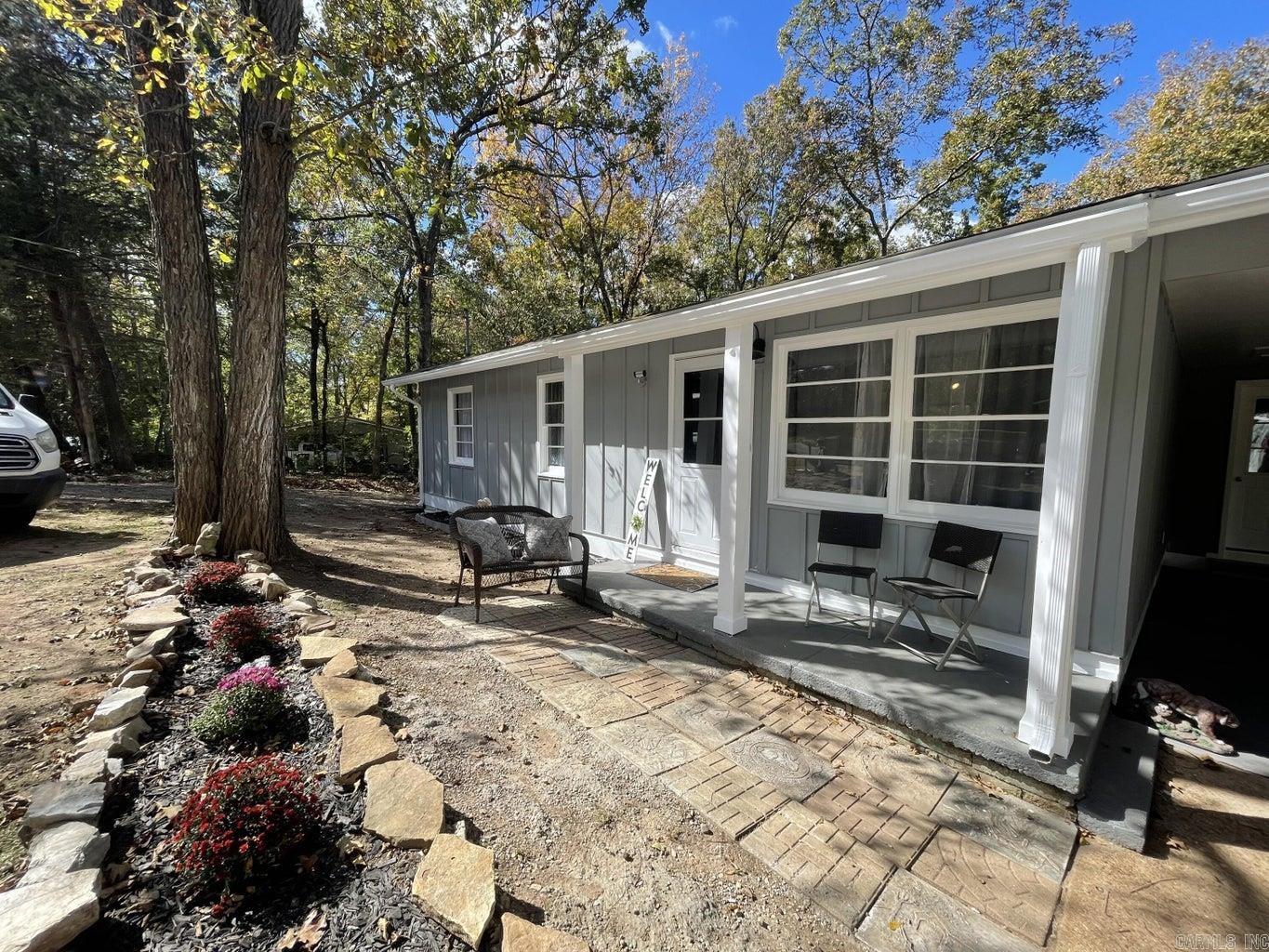 72  Arrowhead  Cherokee Village, AR
