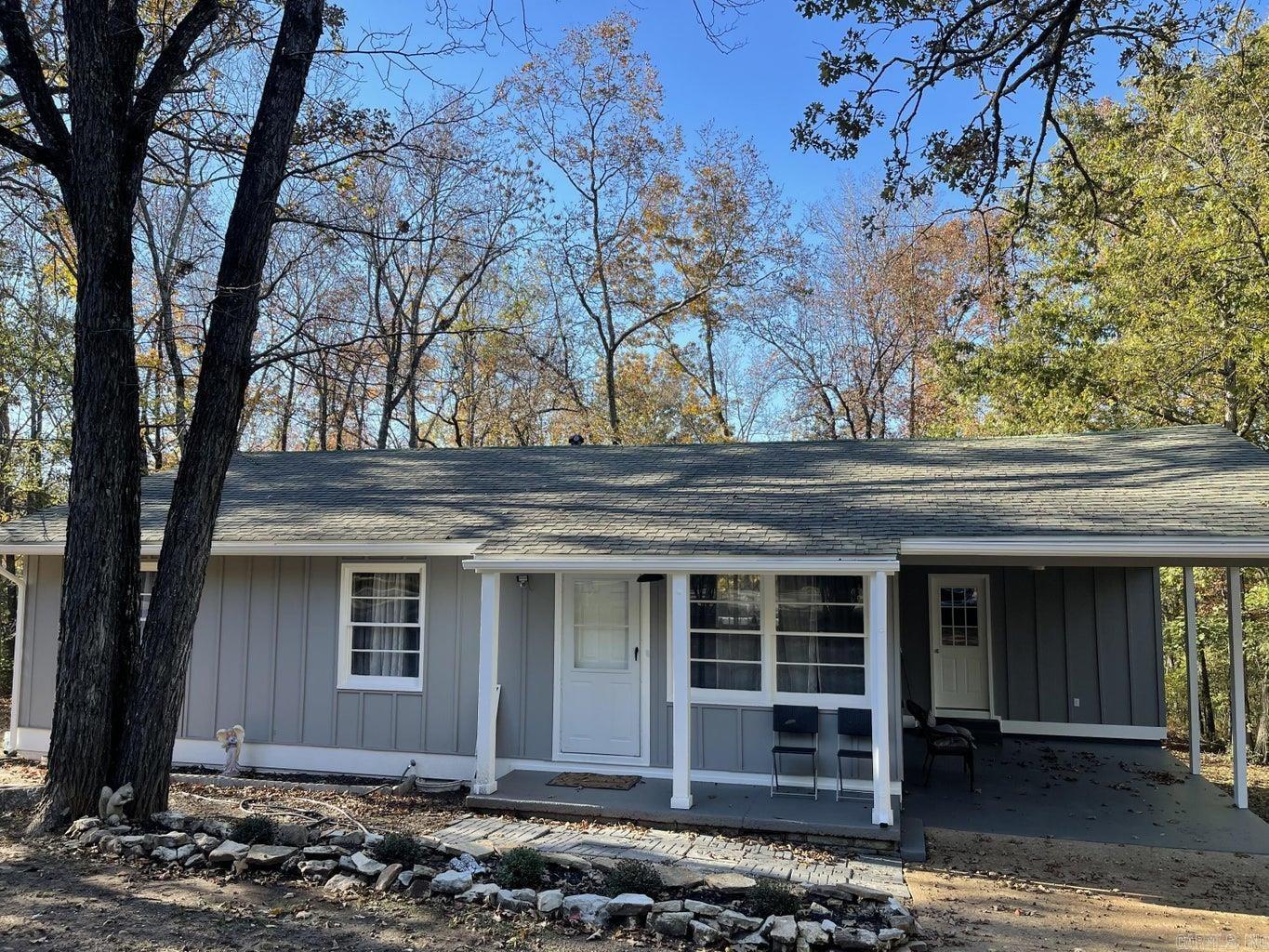 72  Arrowhead  Cherokee Village, AR