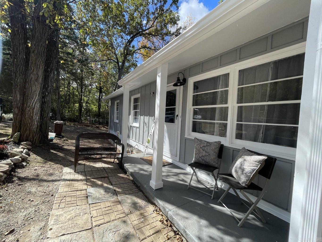 72  Arrowhead  Cherokee Village, AR