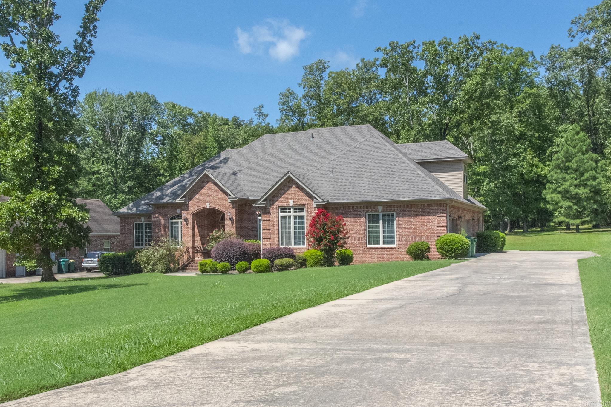 7015  Lucea  Little Rock, AR