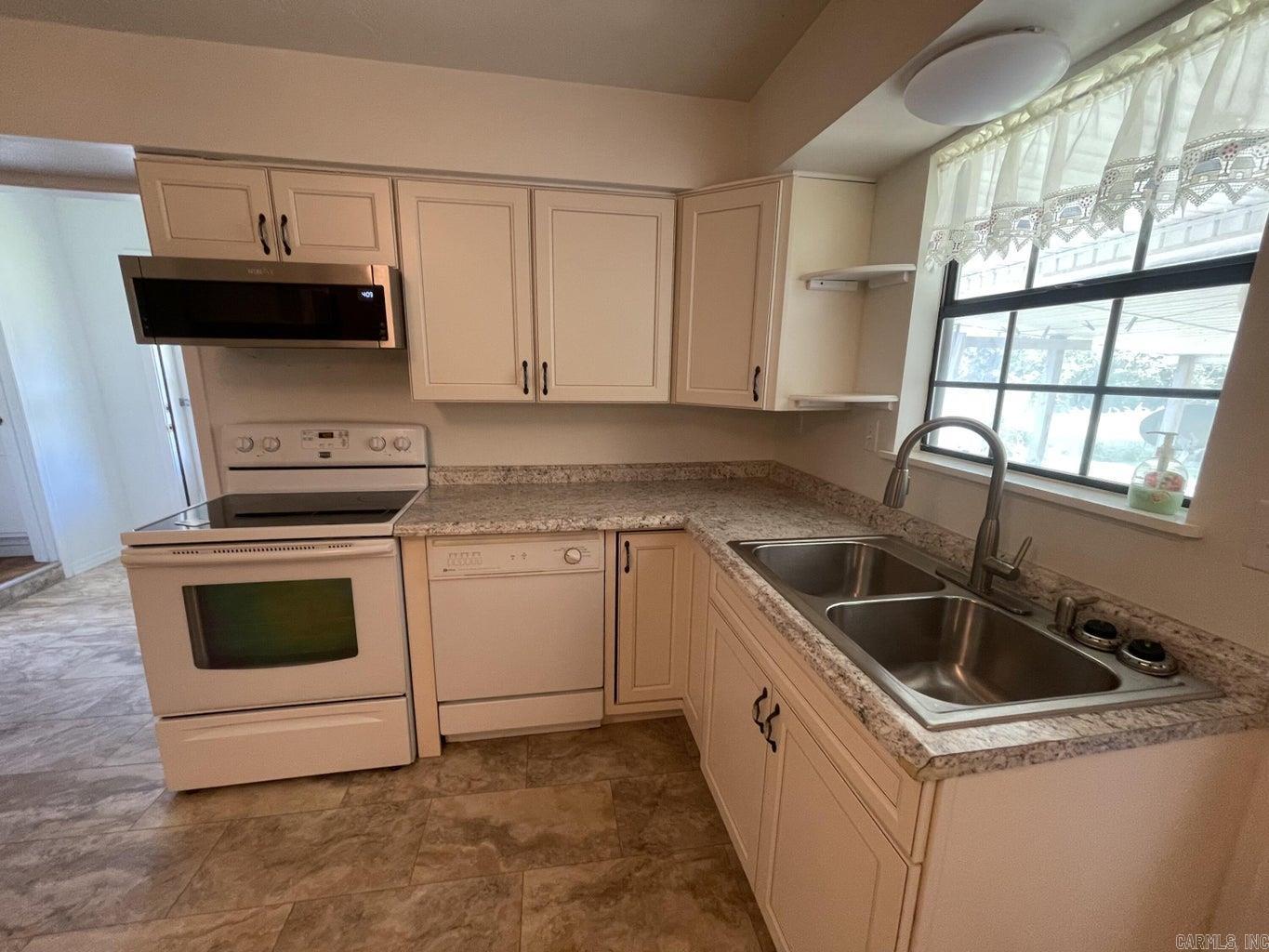 5628 E AR 56 Highway  Violet Hill, AR