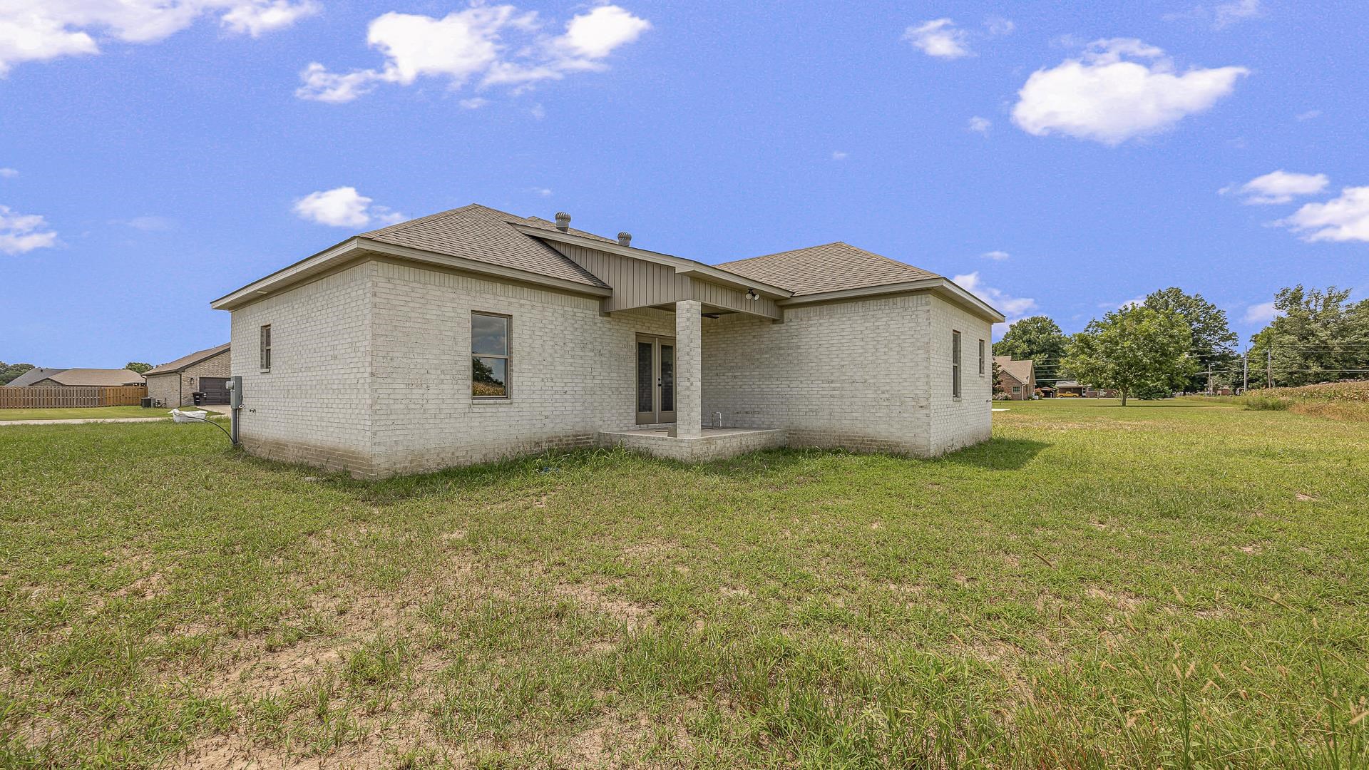 244  Quincy  Trumann, AR